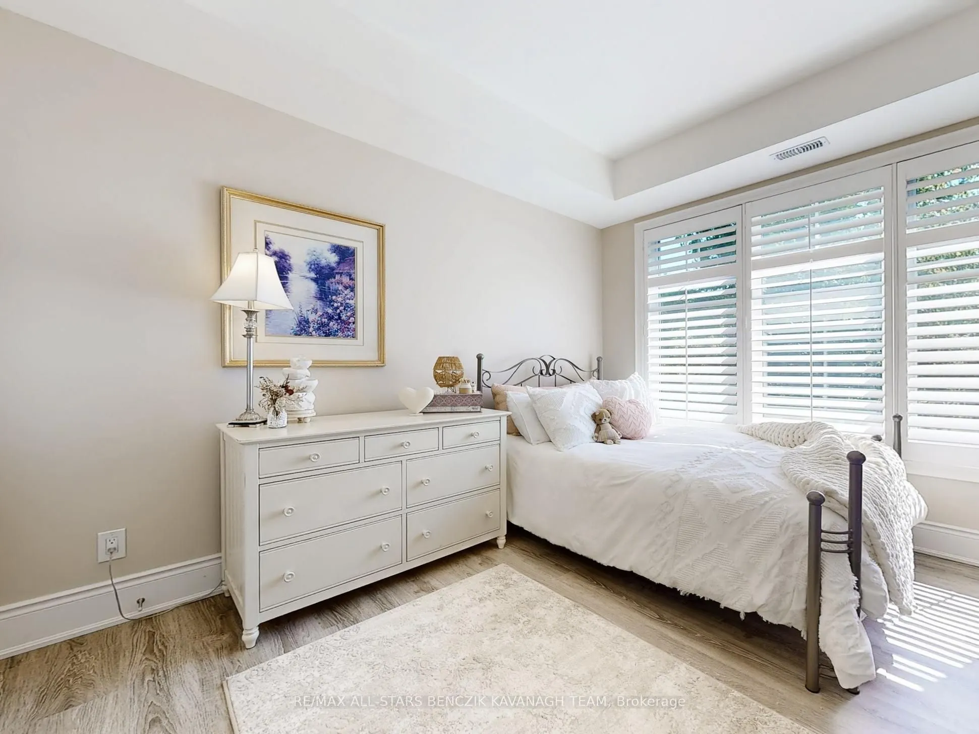680 Gordon Street, #206