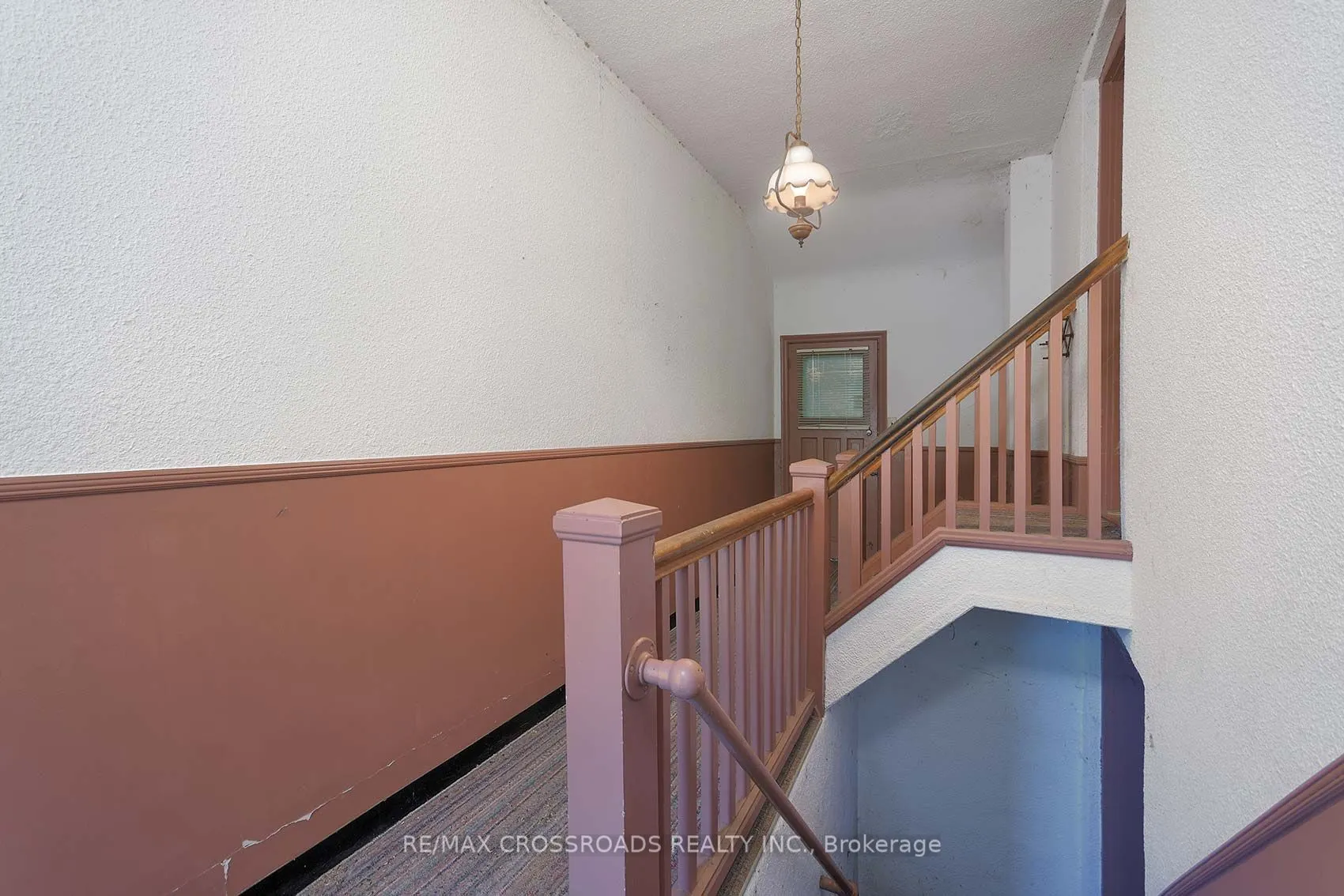 11 Faircroft Boulevard