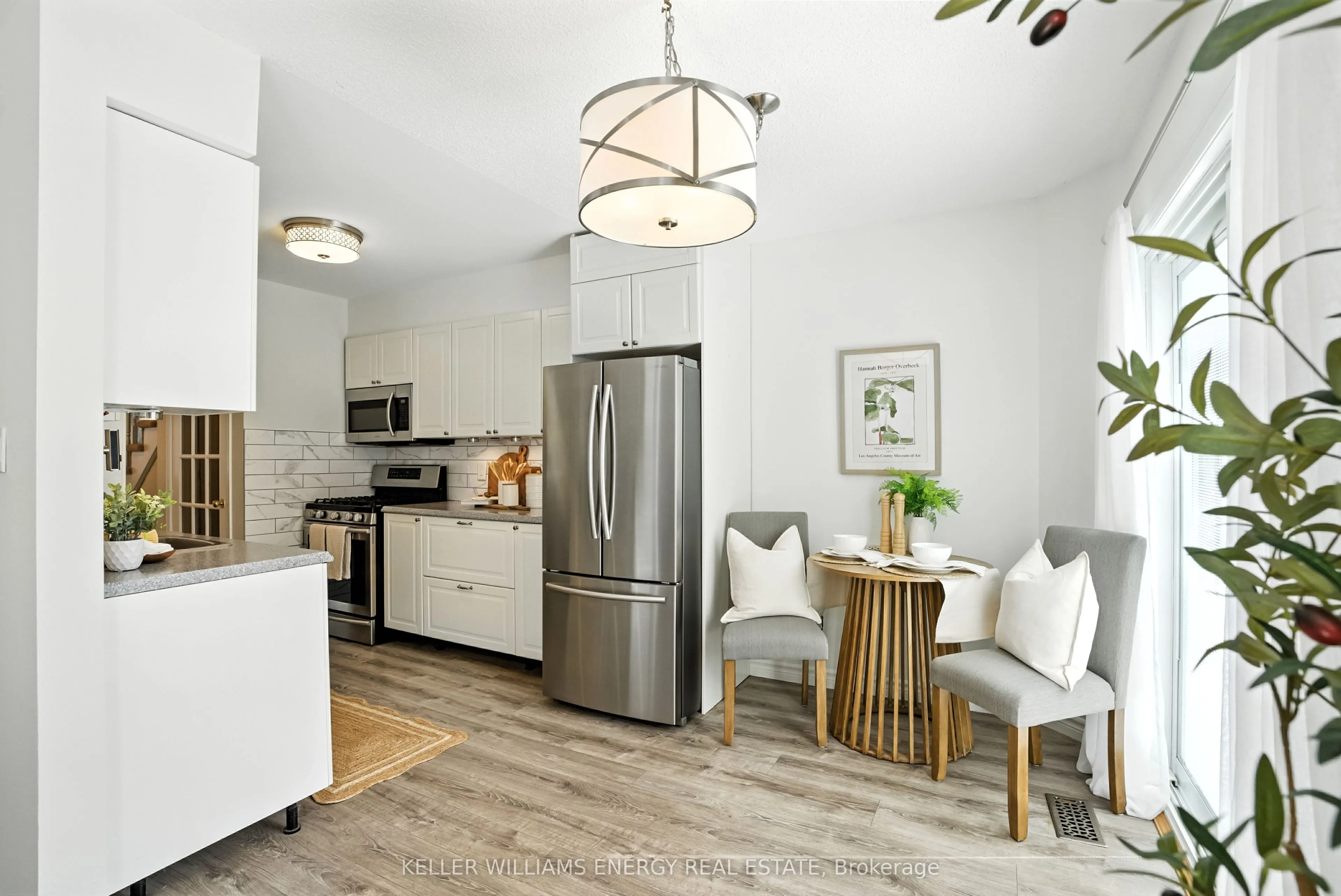 22 Short Crescent
