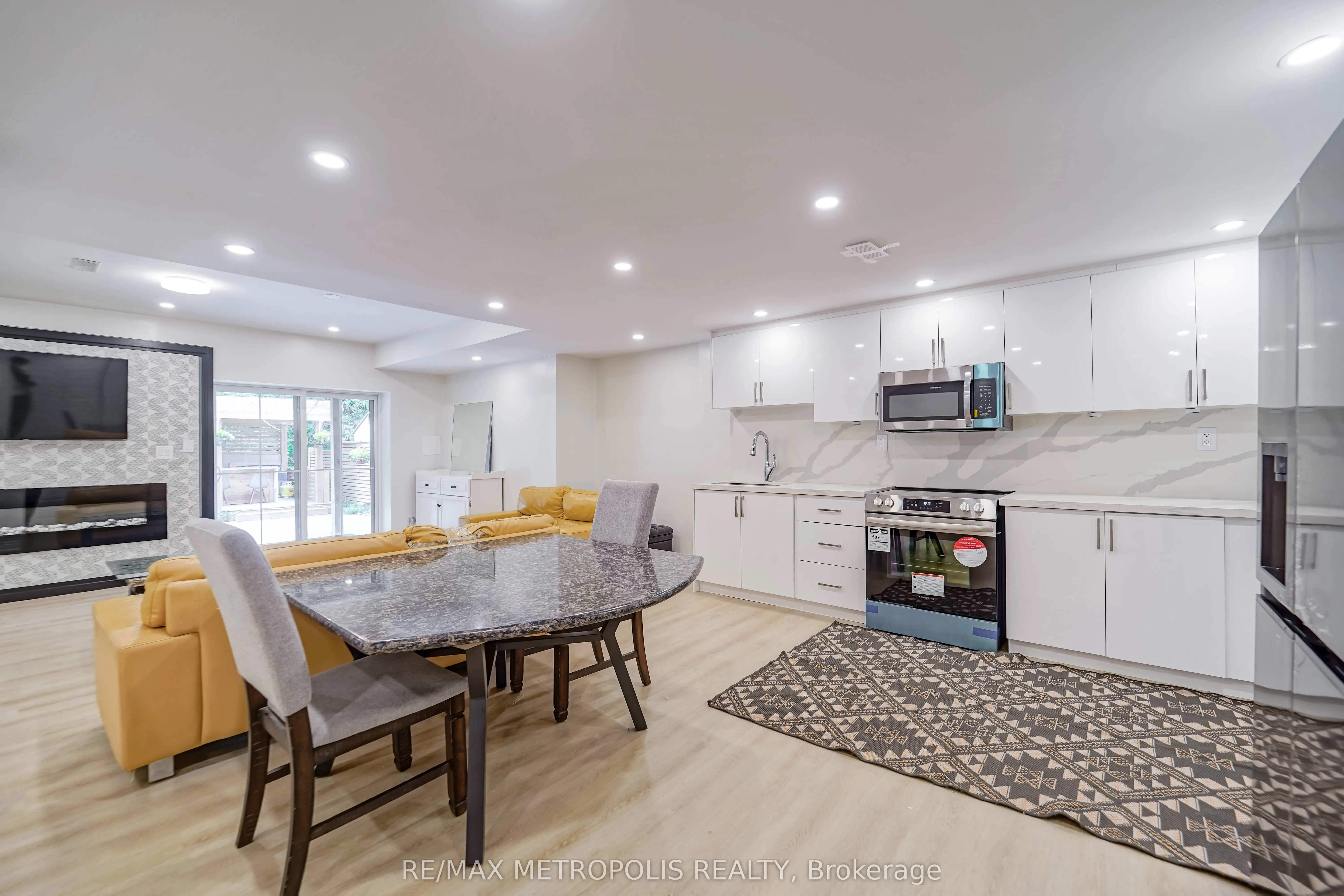 141 AUCKLAND Drive