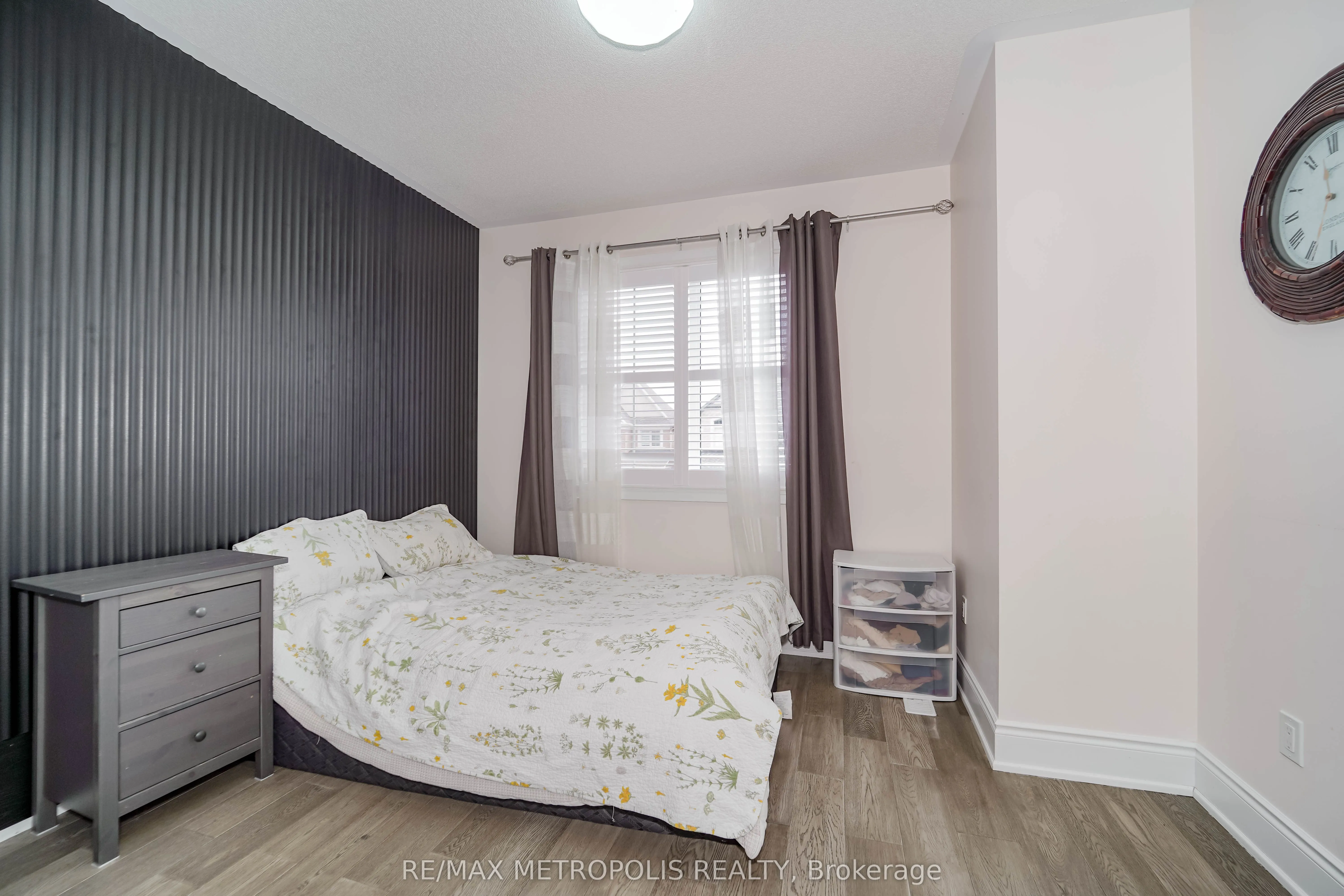 141 AUCKLAND Drive