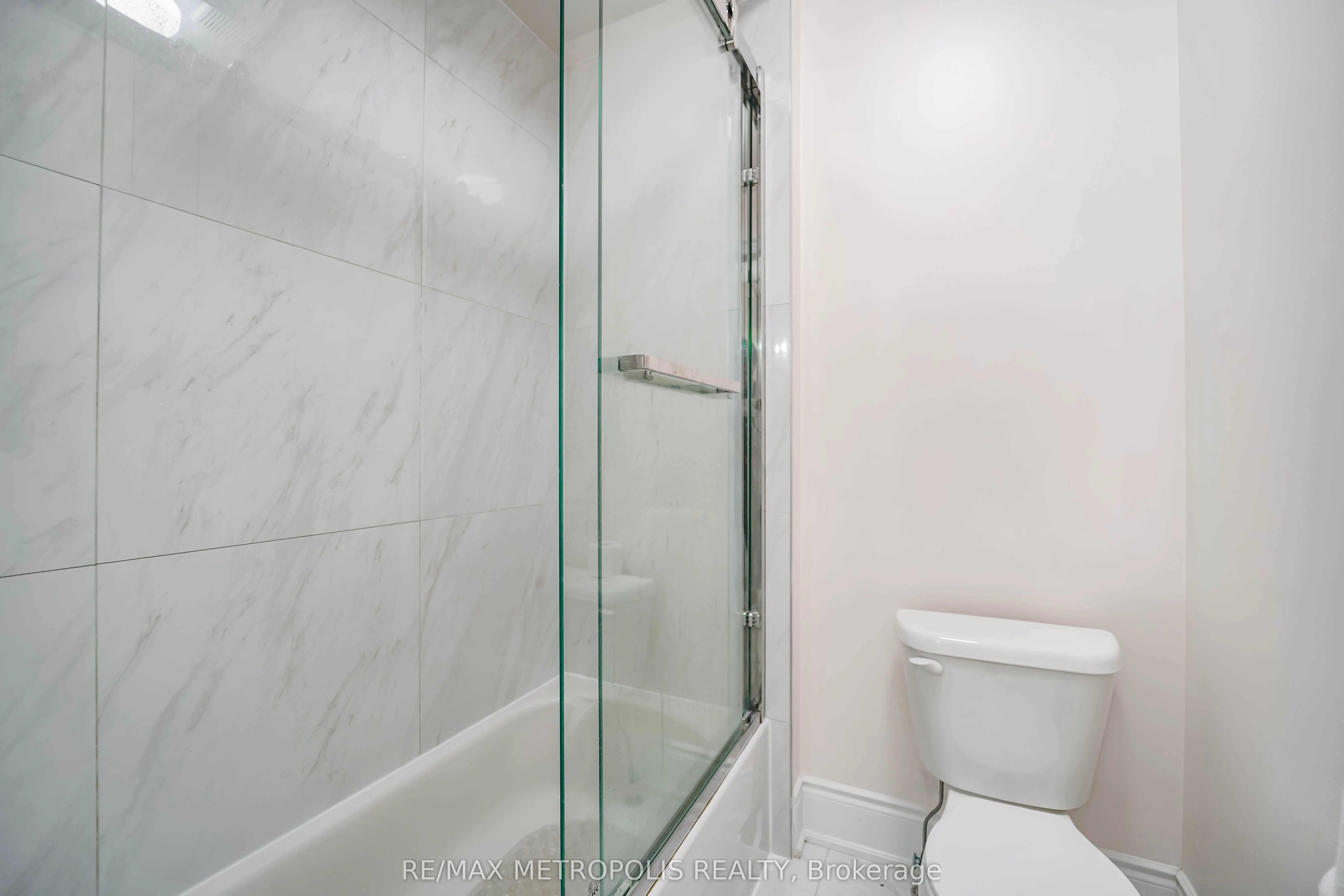 141 AUCKLAND Drive