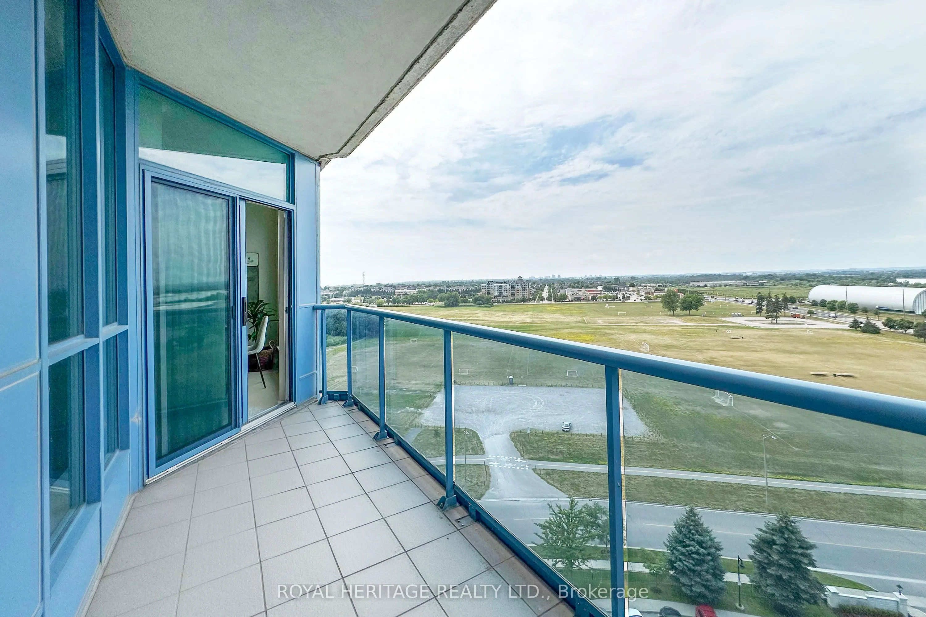 340 Watson St Street W, #1209
