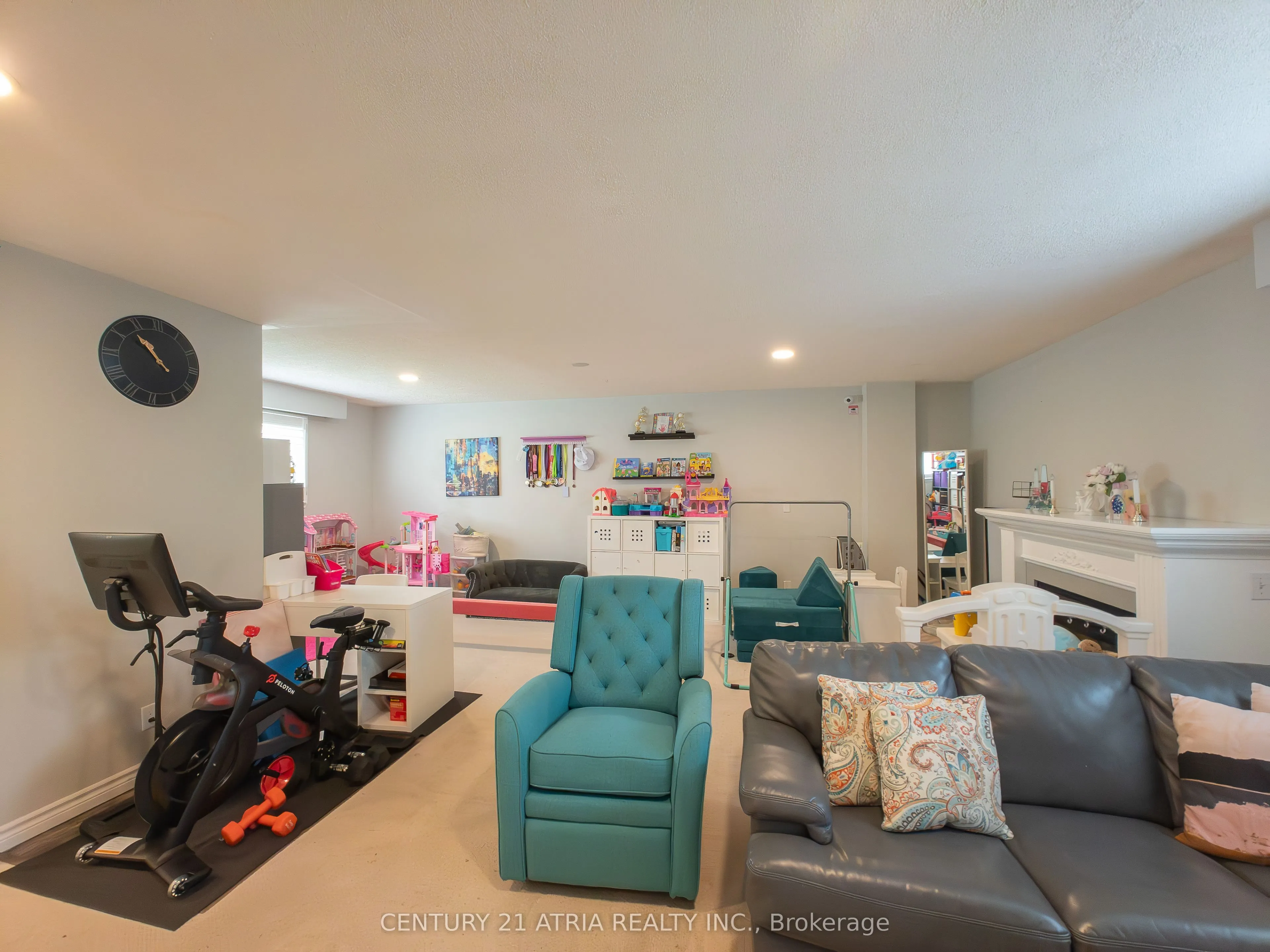 76 Livingston Road