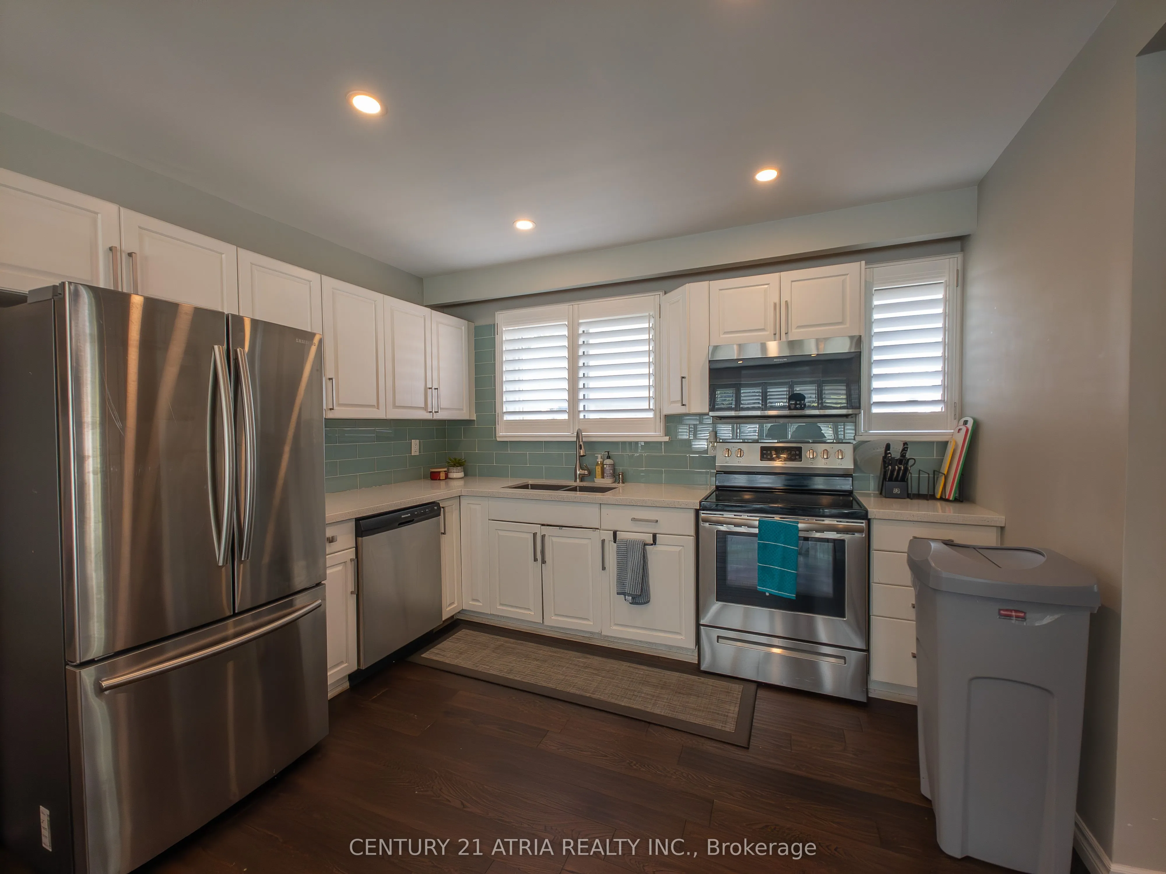 76 Livingston Road