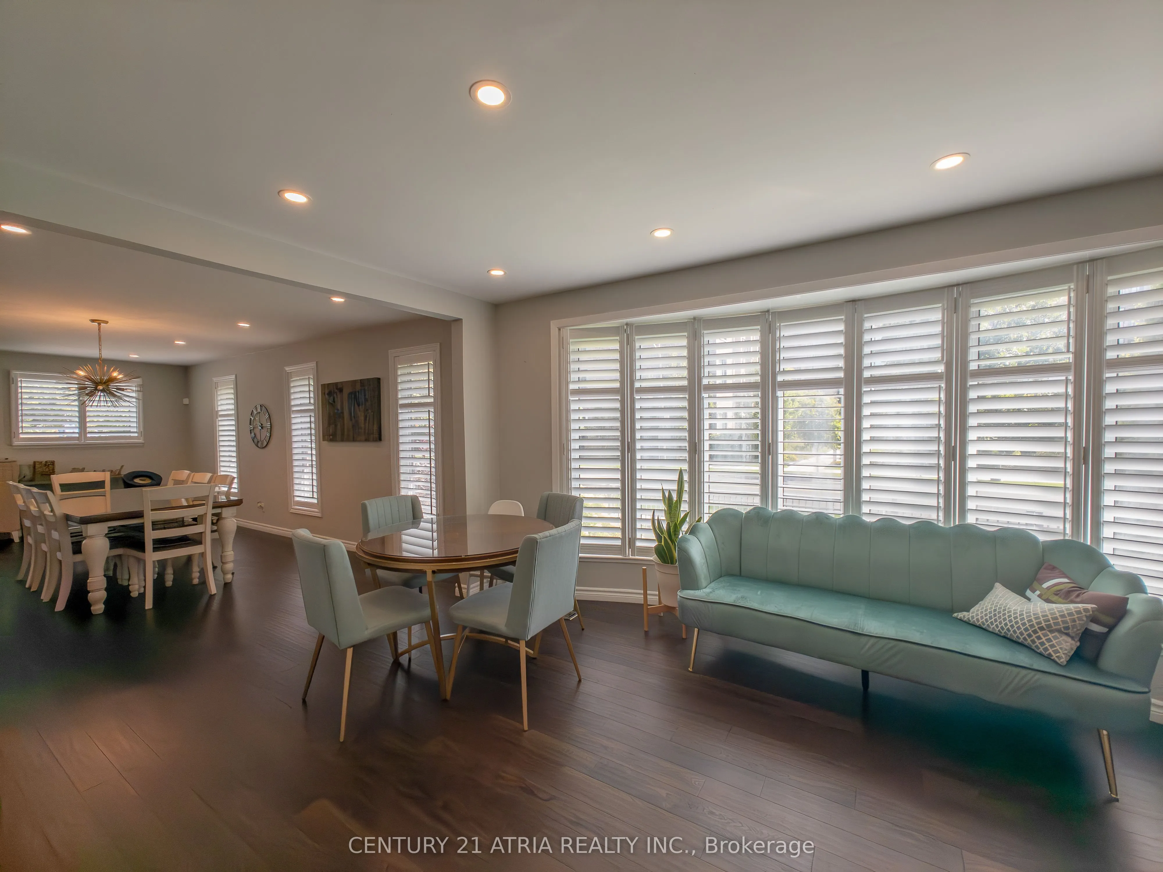 76 Livingston Road