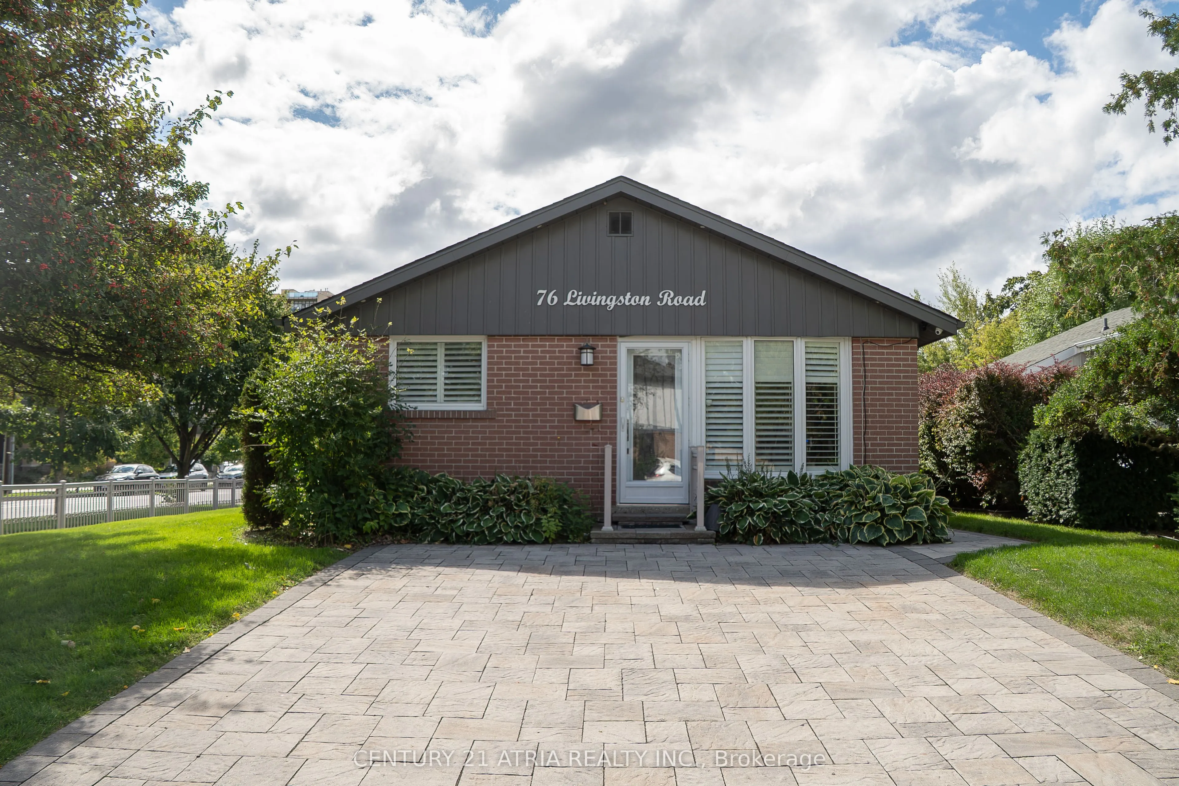 76 Livingston Road