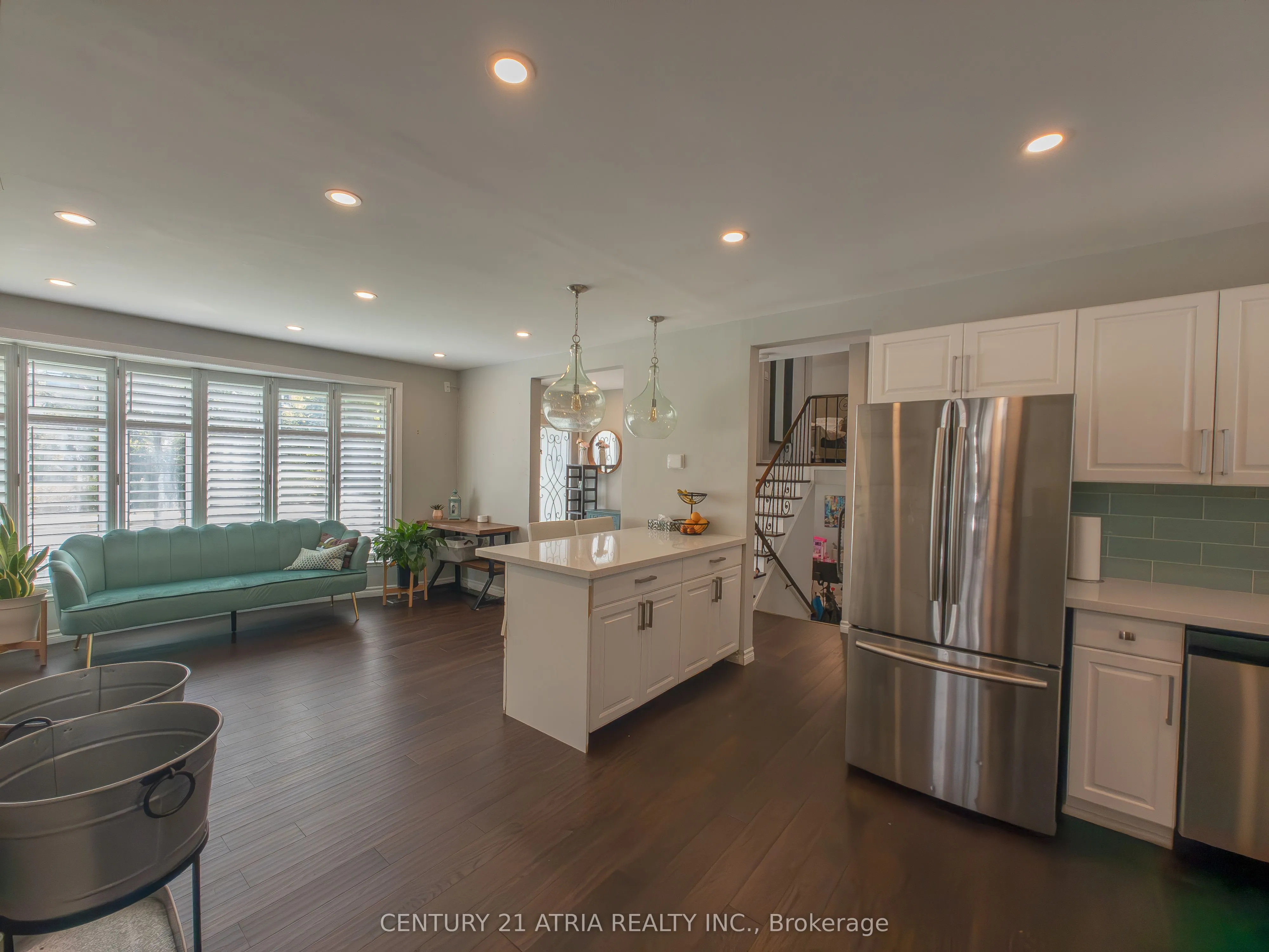 76 Livingston Road