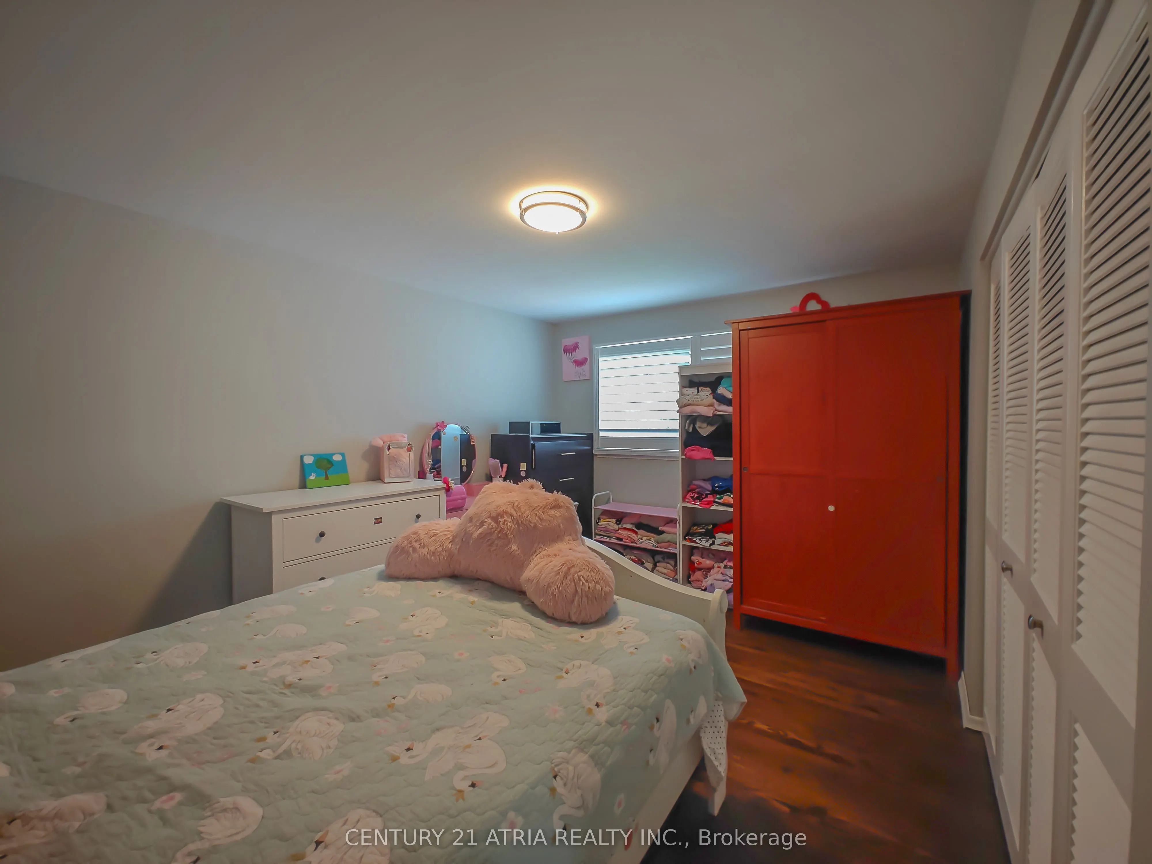76 Livingston Road