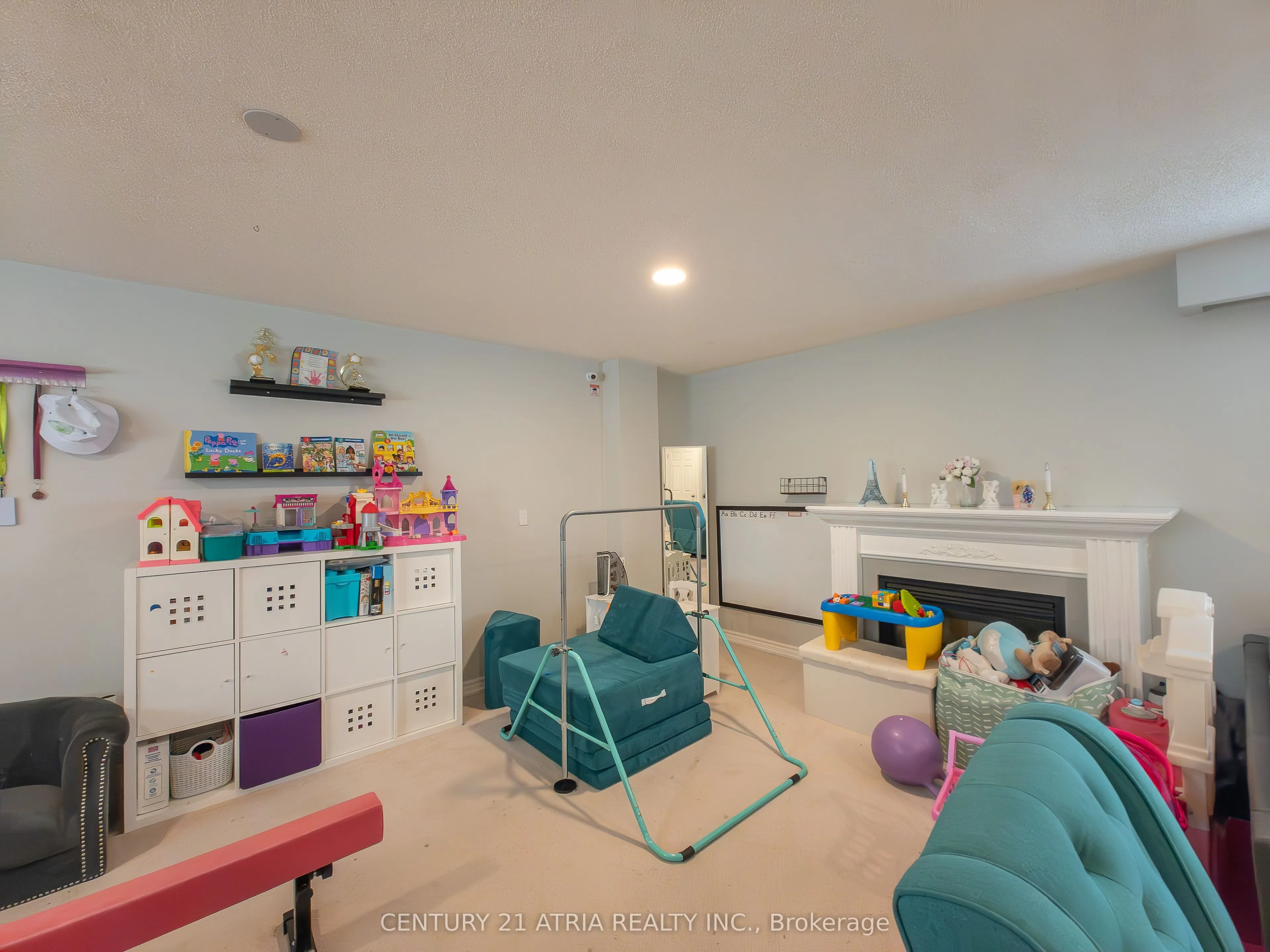 76 Livingston Road