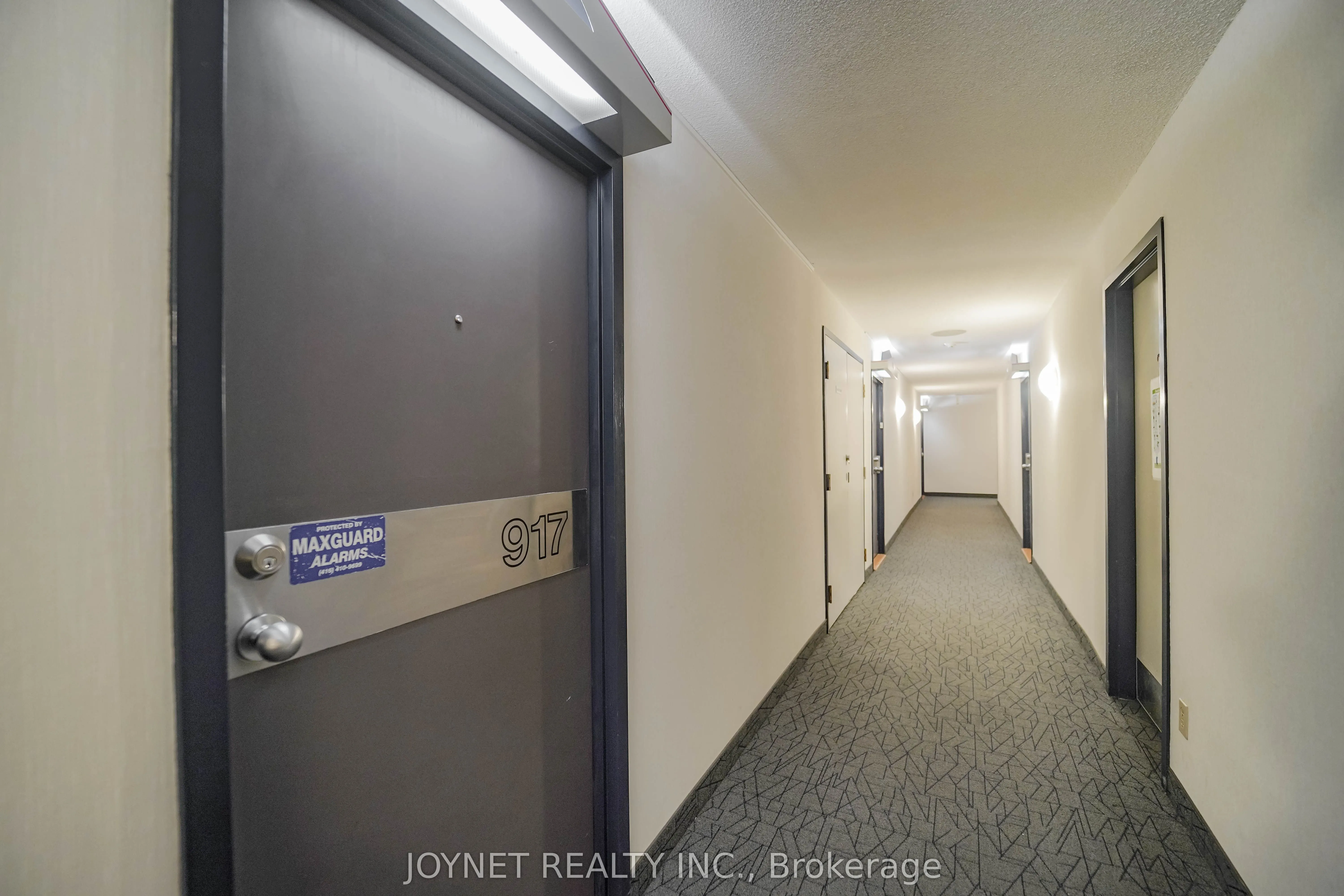 2460 Eglinton Avenue E, #917