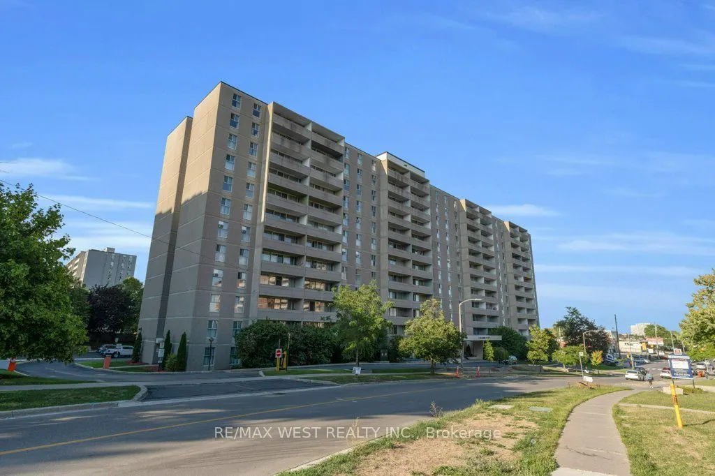 2 Glamorgan Avenue, #203