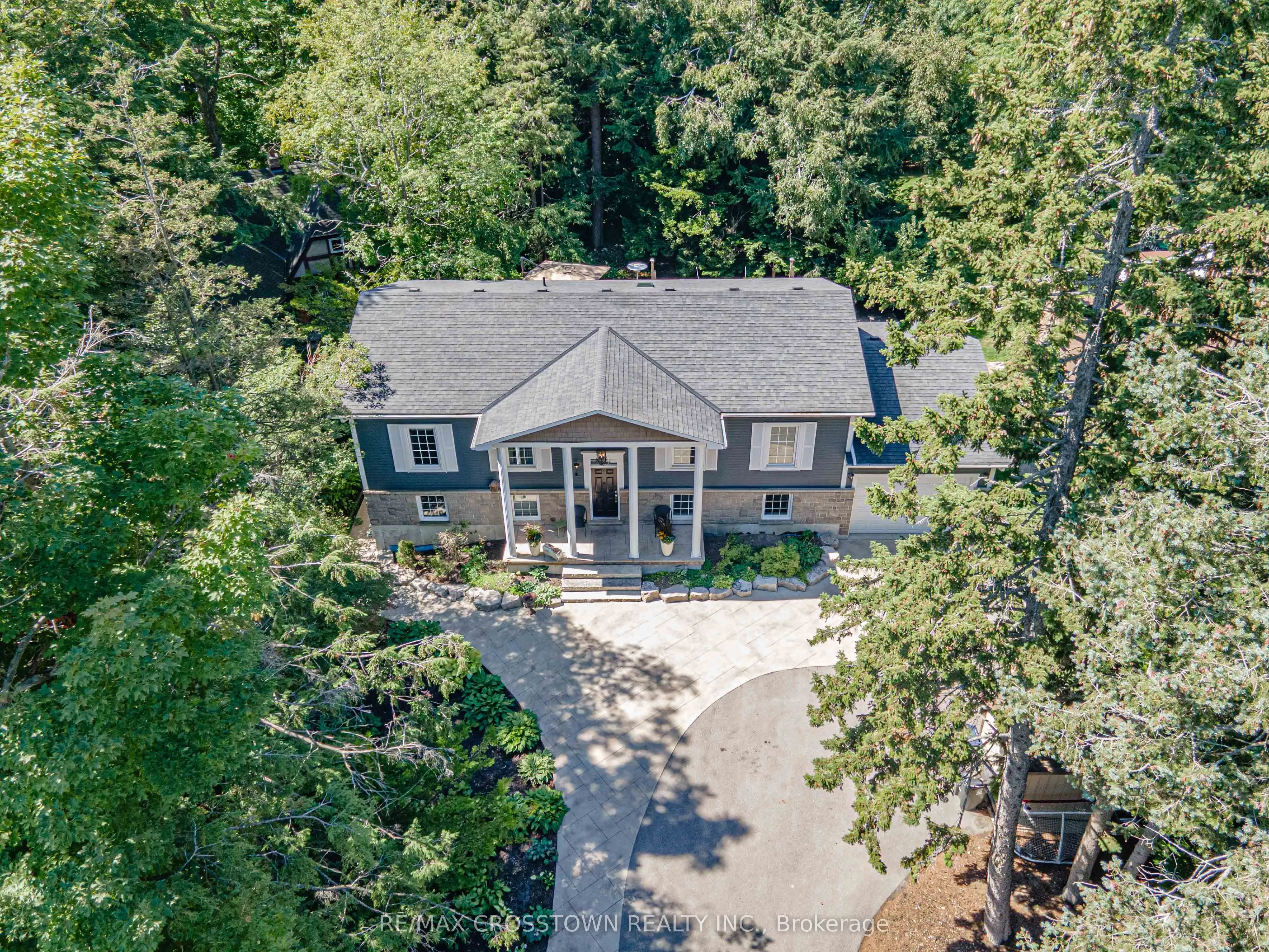 50 Chine Drive