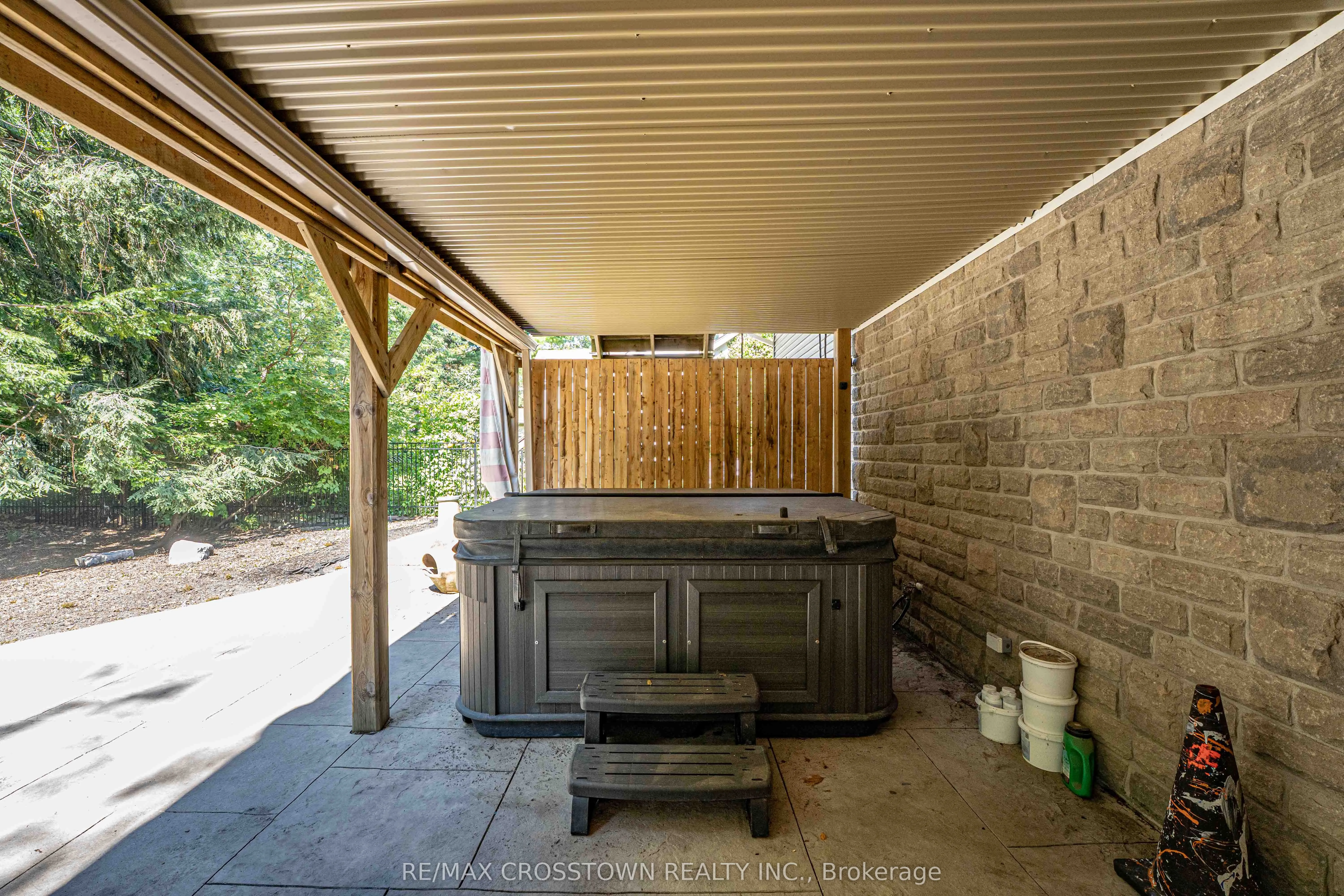 50 Chine Drive