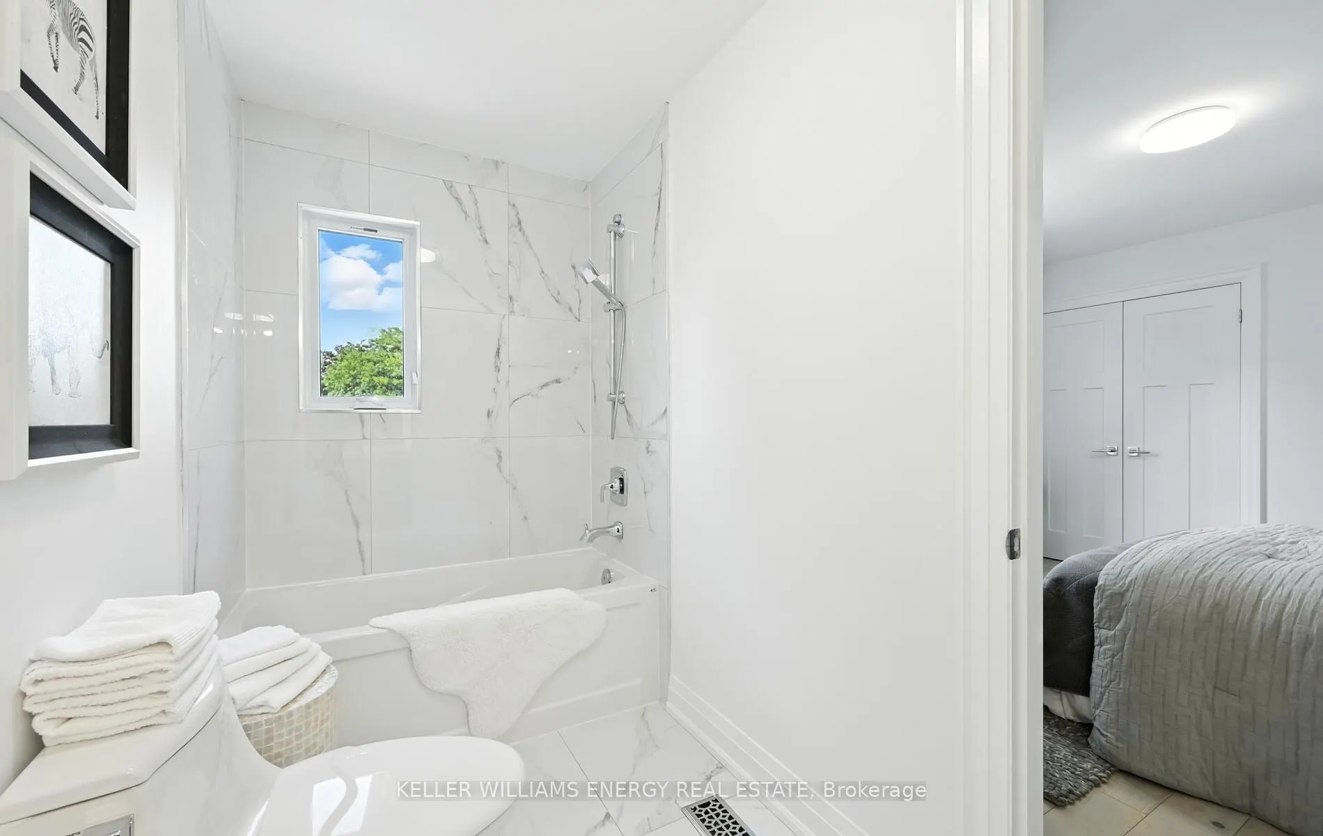 96 Kingsdale Drive