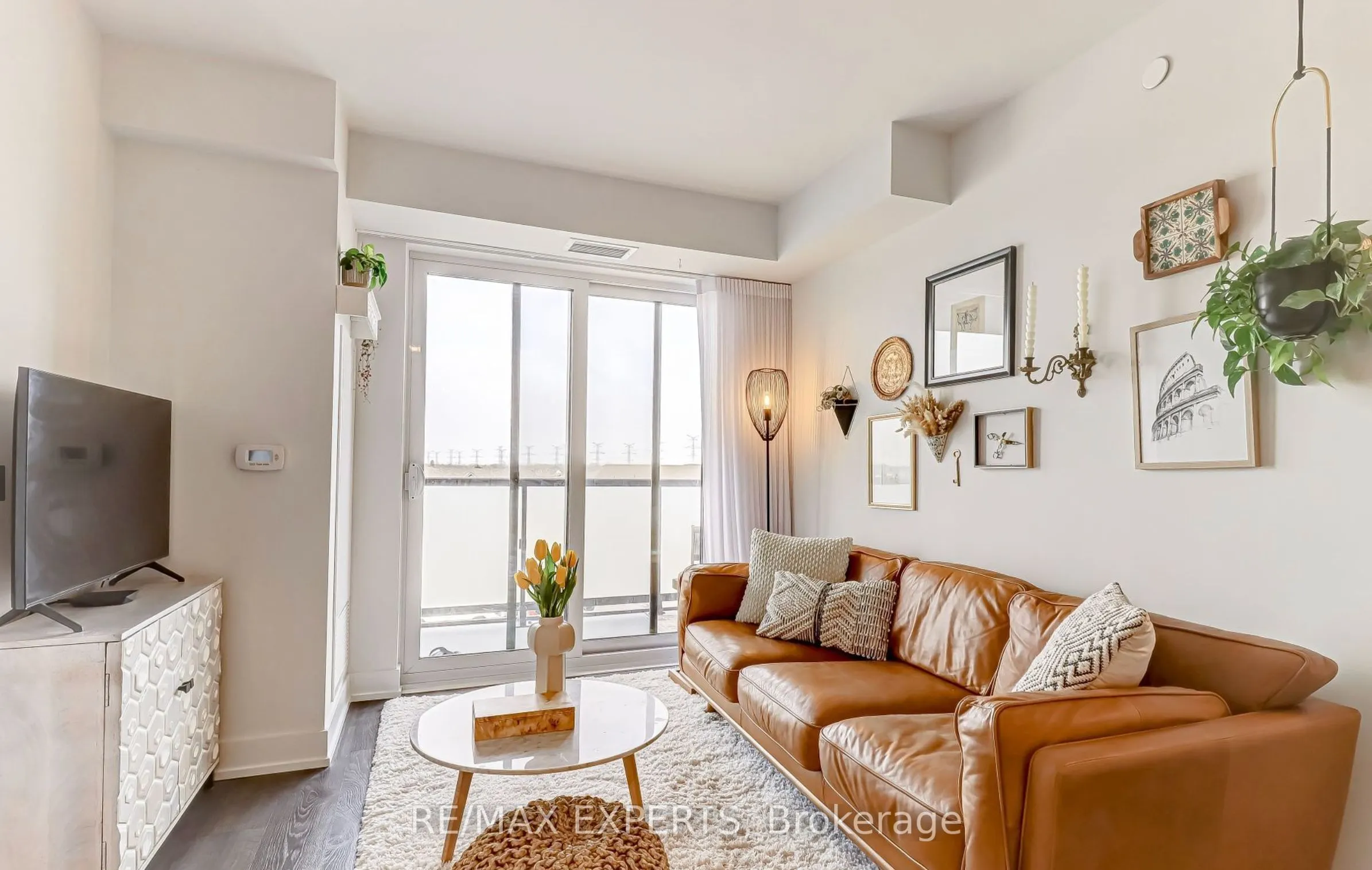 2550 Simcoe Street N, #418