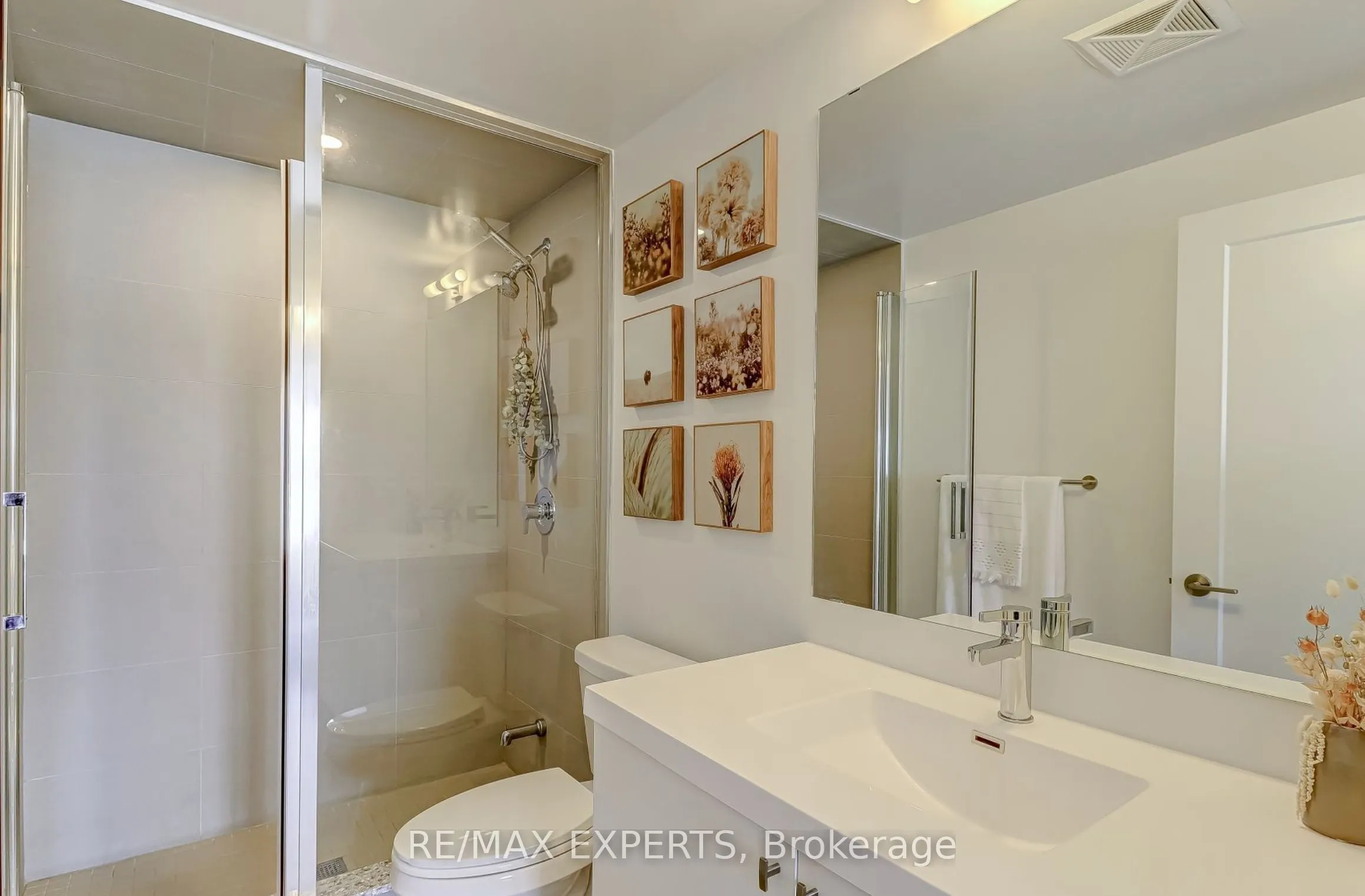 2550 Simcoe Street N, #418