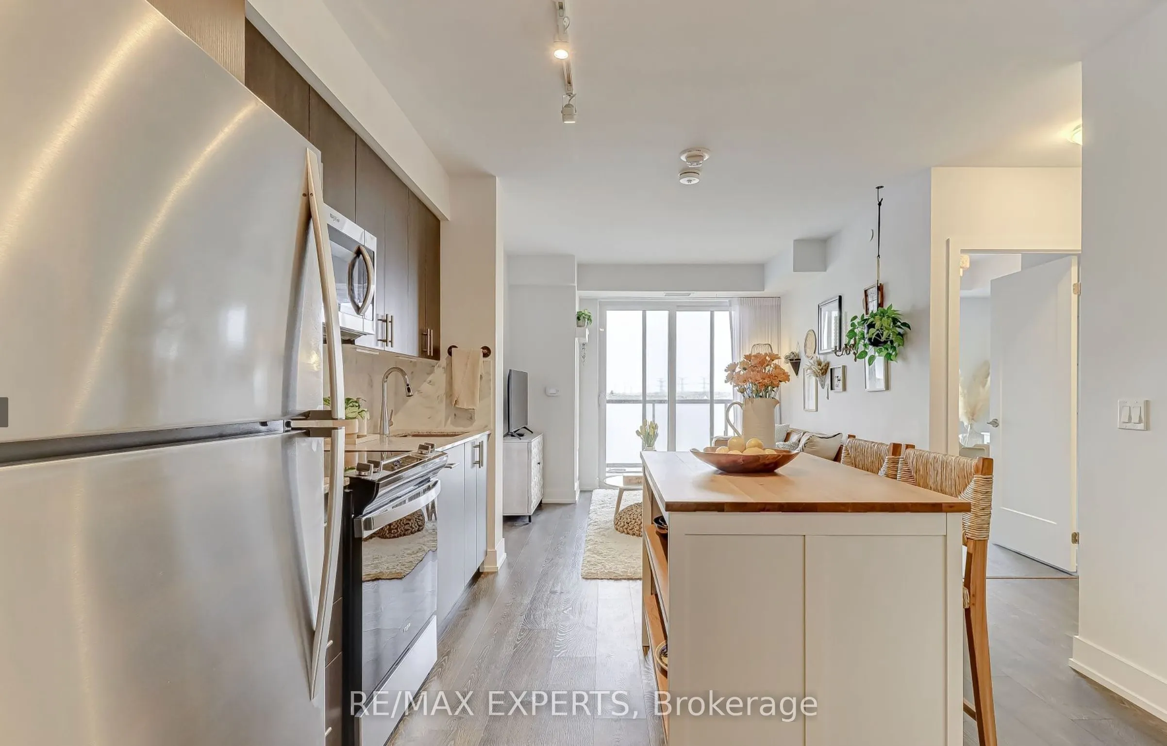 2550 Simcoe Street N, #418