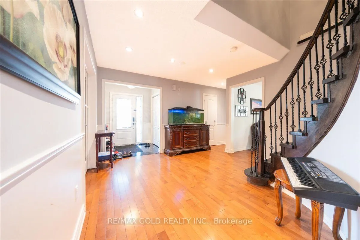 113 Rollo Drive N