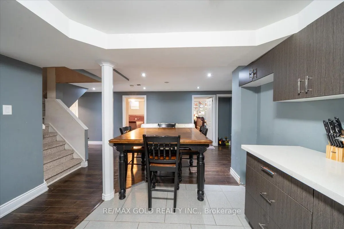 113 Rollo Drive N