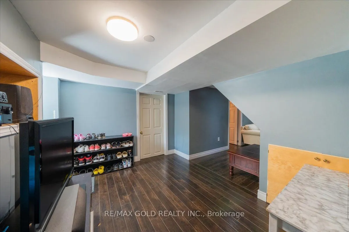 113 Rollo Drive N