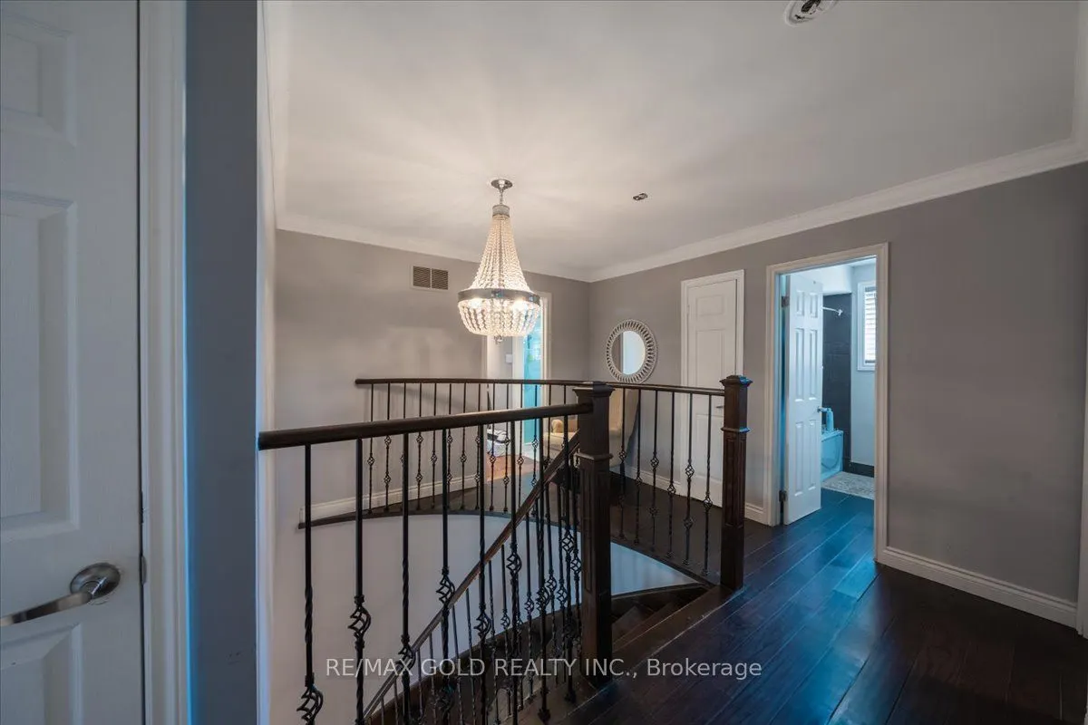 113 Rollo Drive N