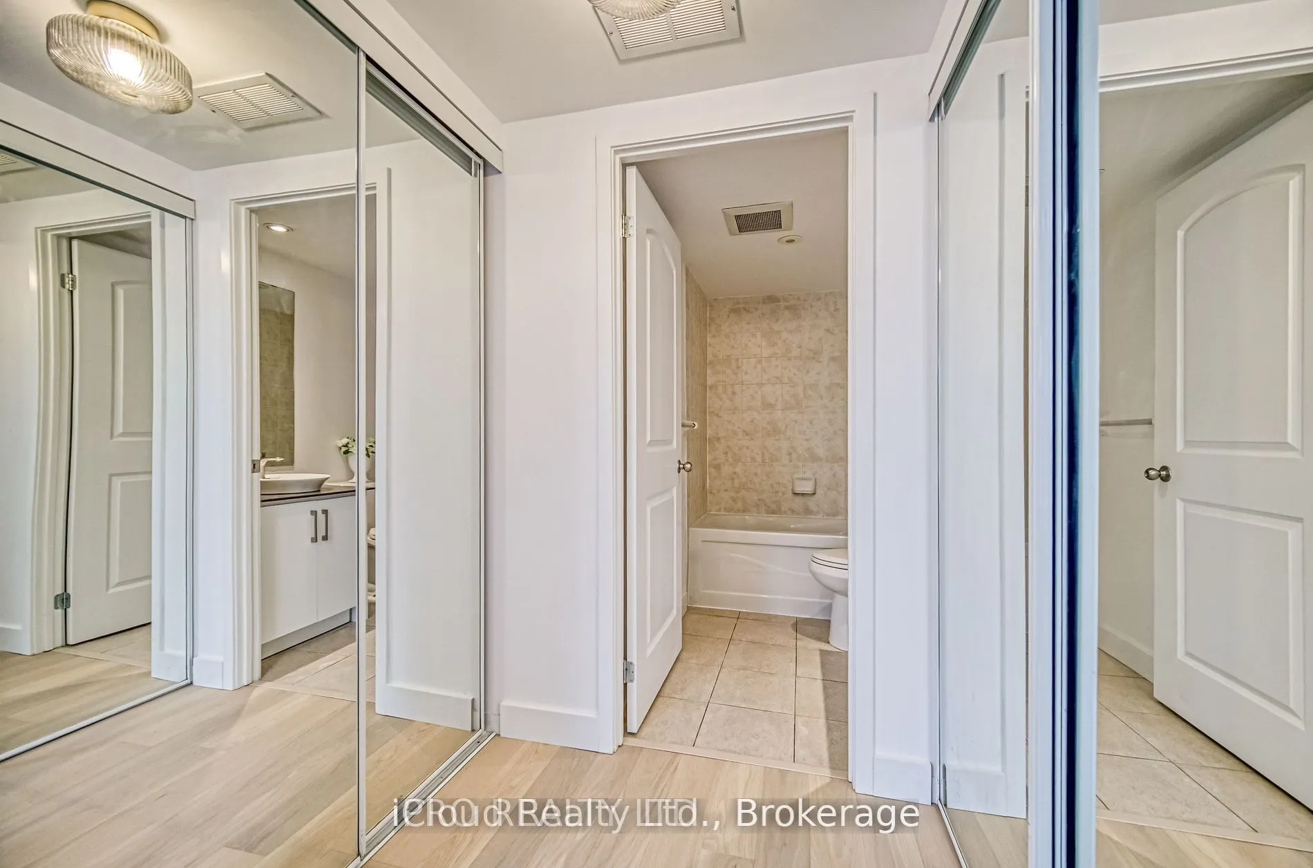 75 Carroll Street, #10