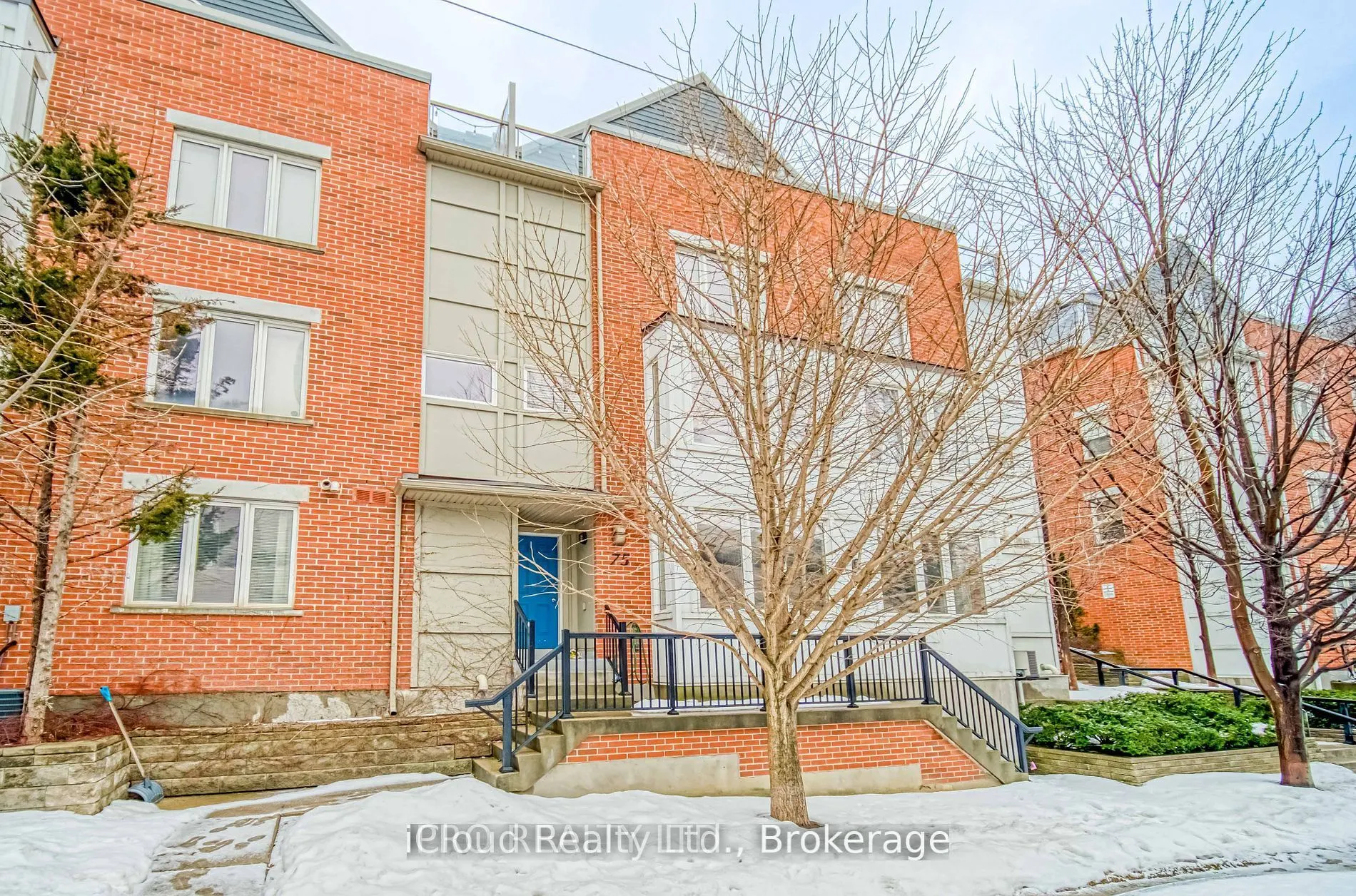 75 Carroll Street, #10