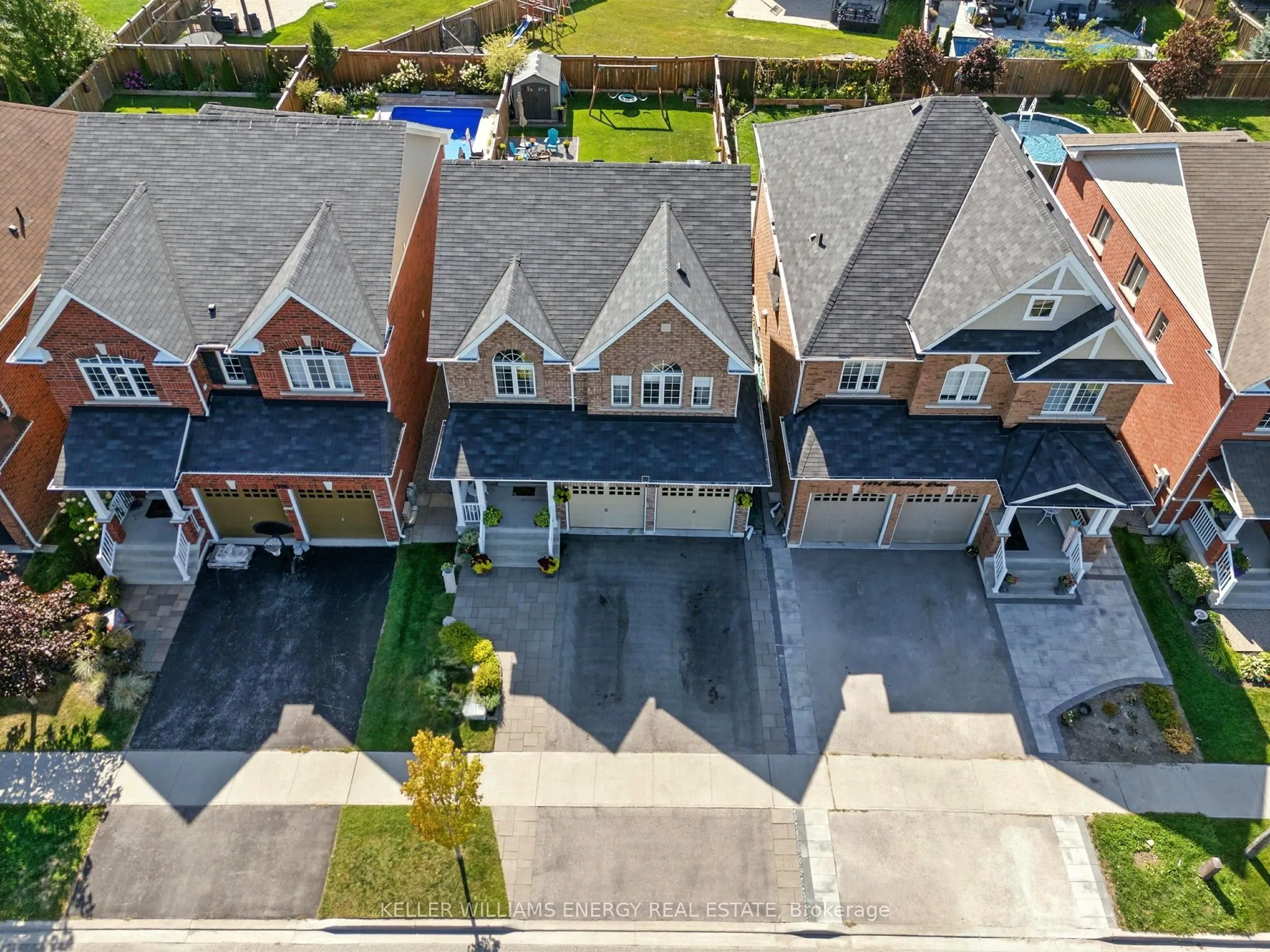 1990 Hunking Drive