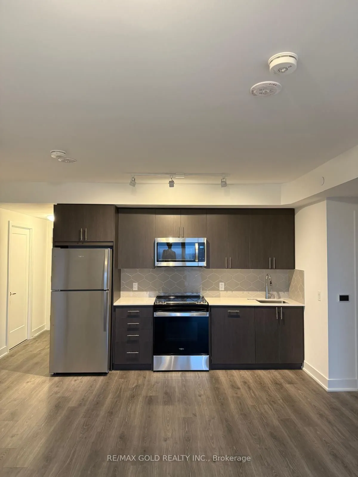 2545 Simcoe Street N, #1206