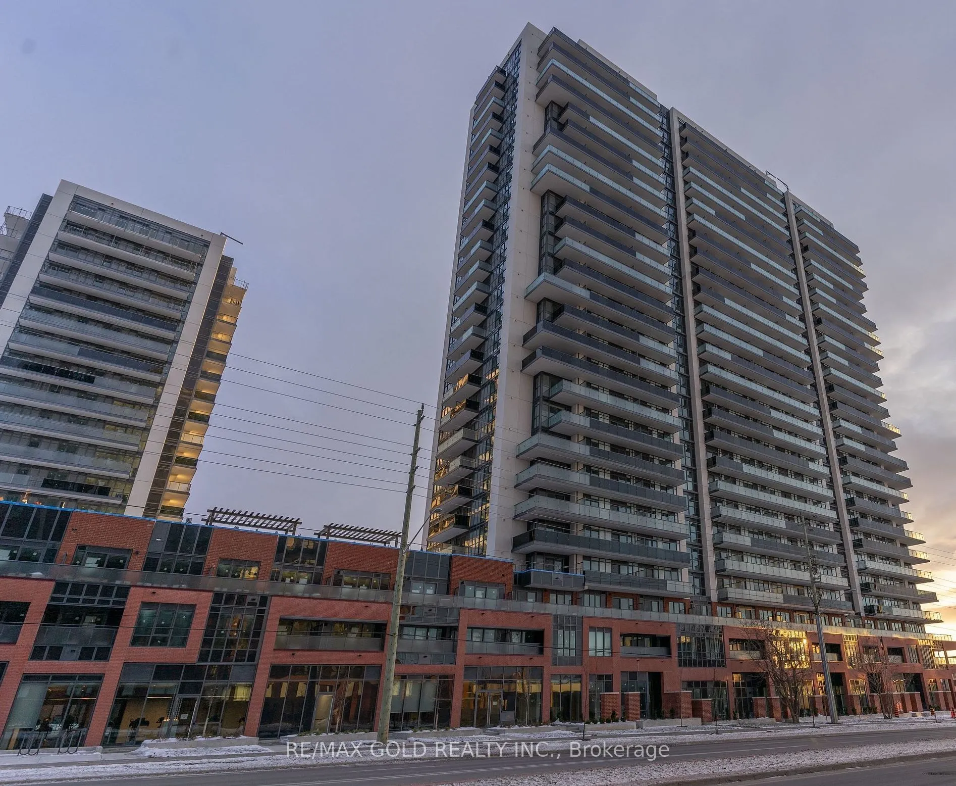 2545 Simcoe Street N, #1206