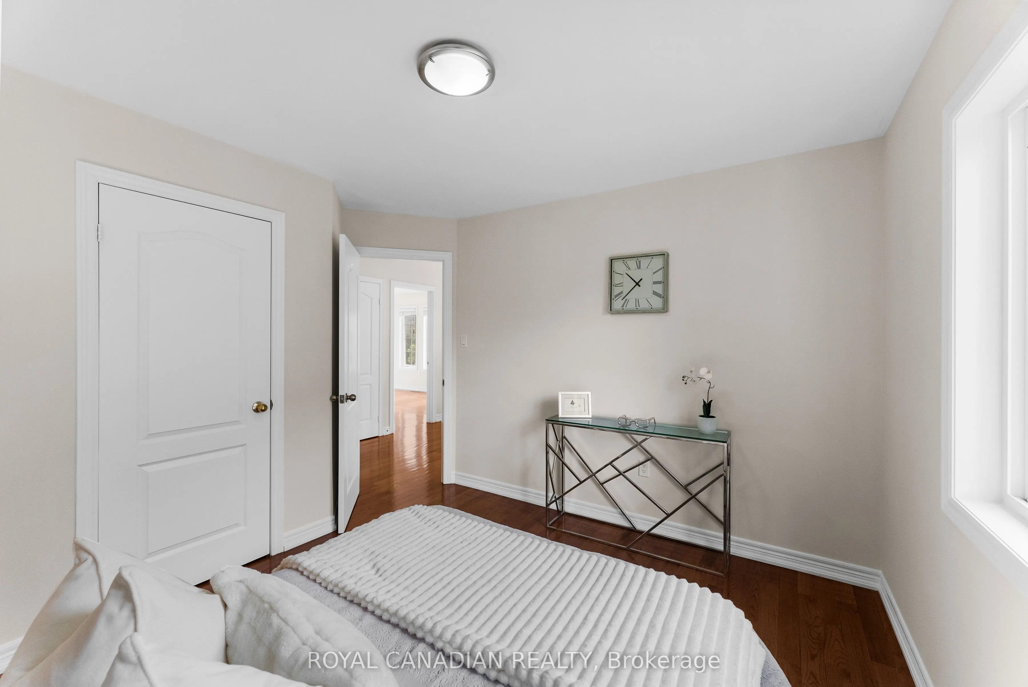 70 Morland Crescent