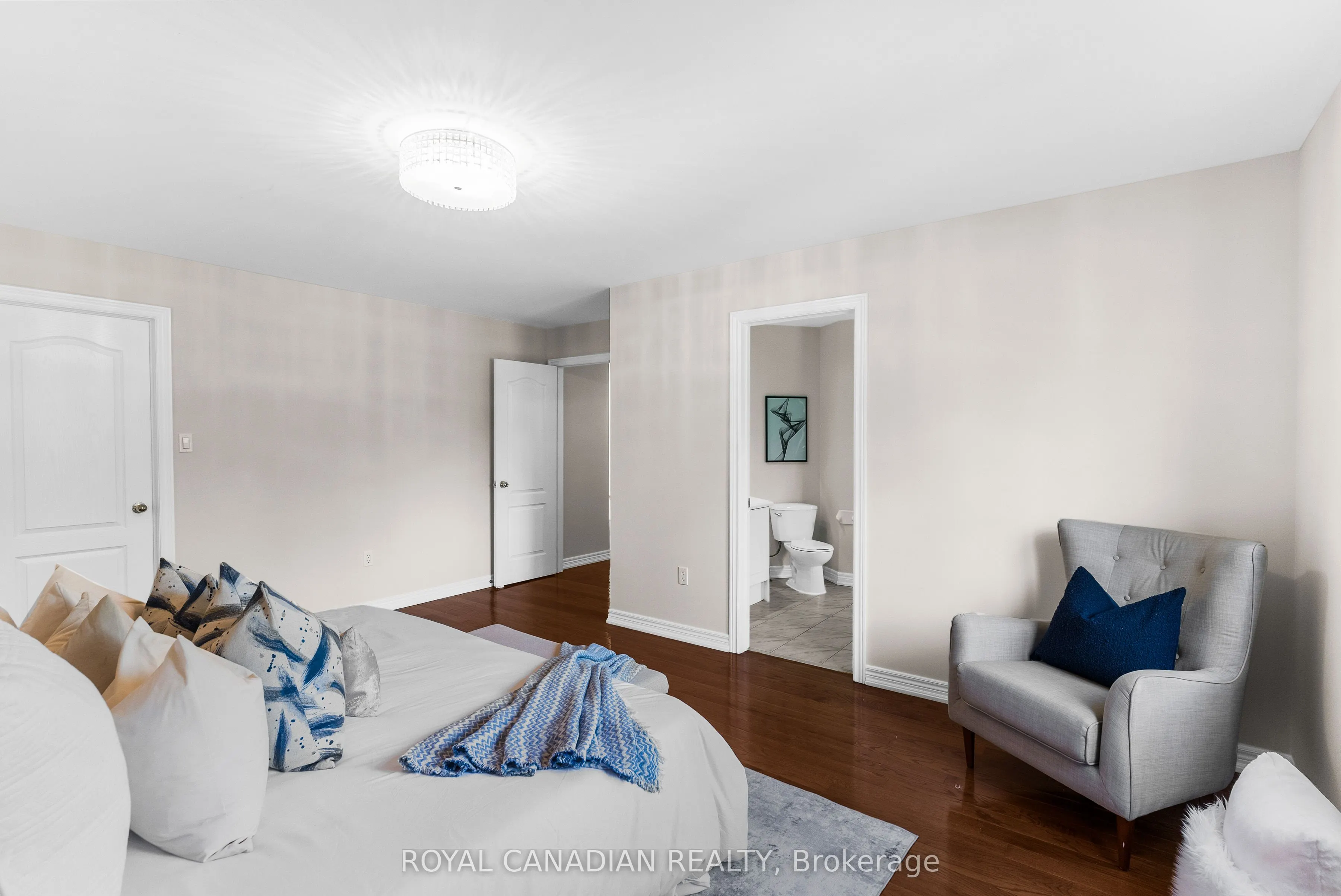 70 Morland Crescent