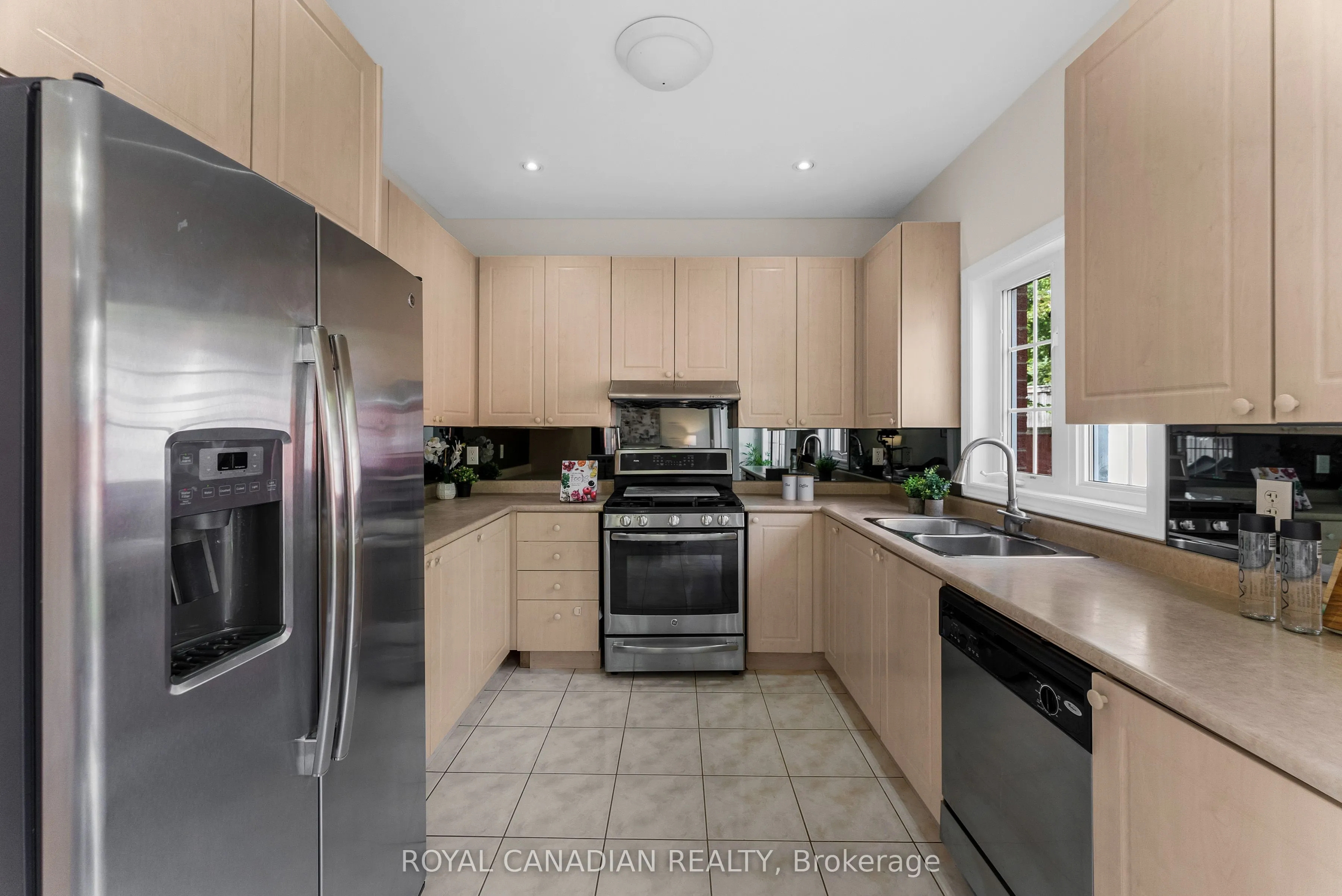 70 Morland Crescent