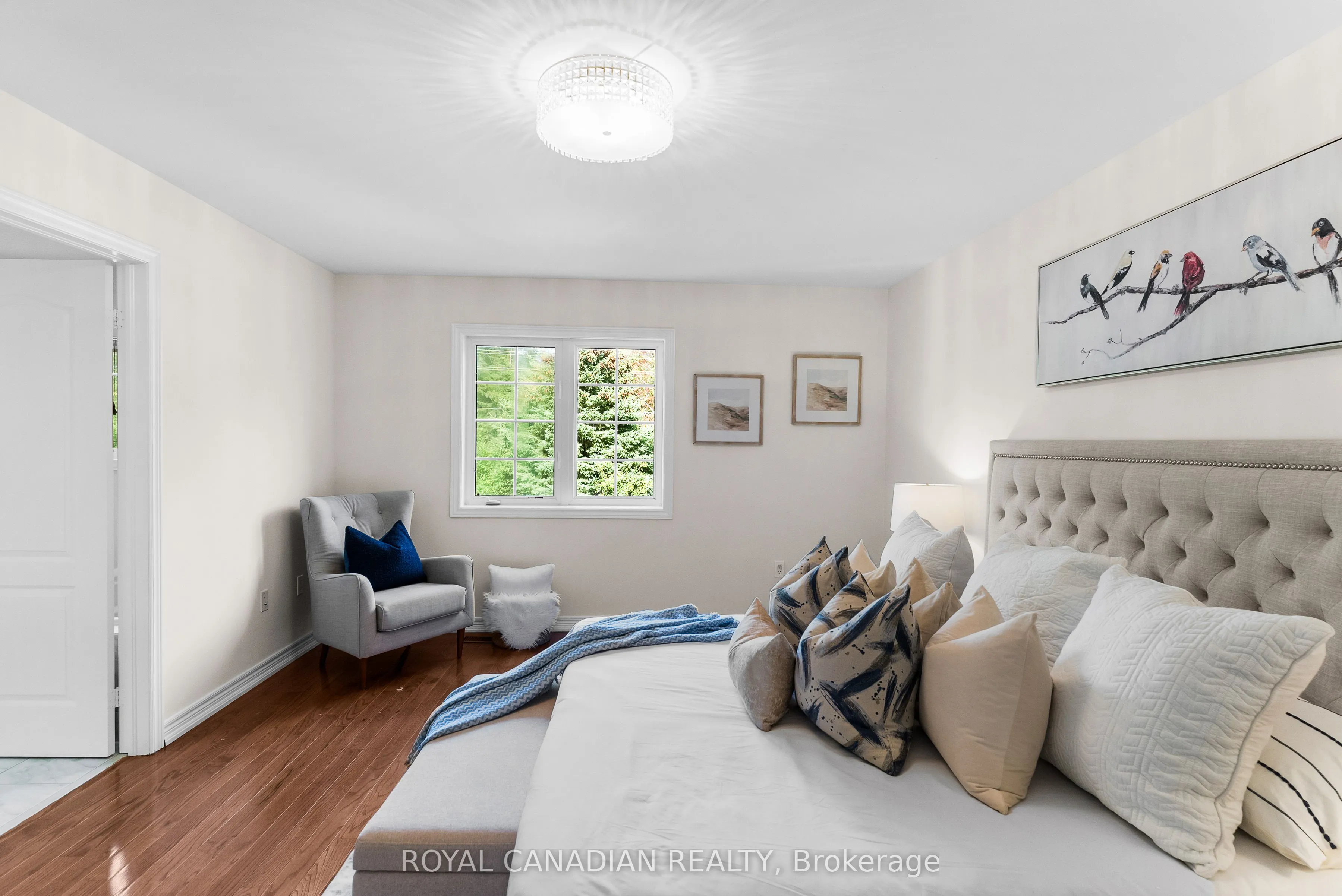 70 Morland Crescent