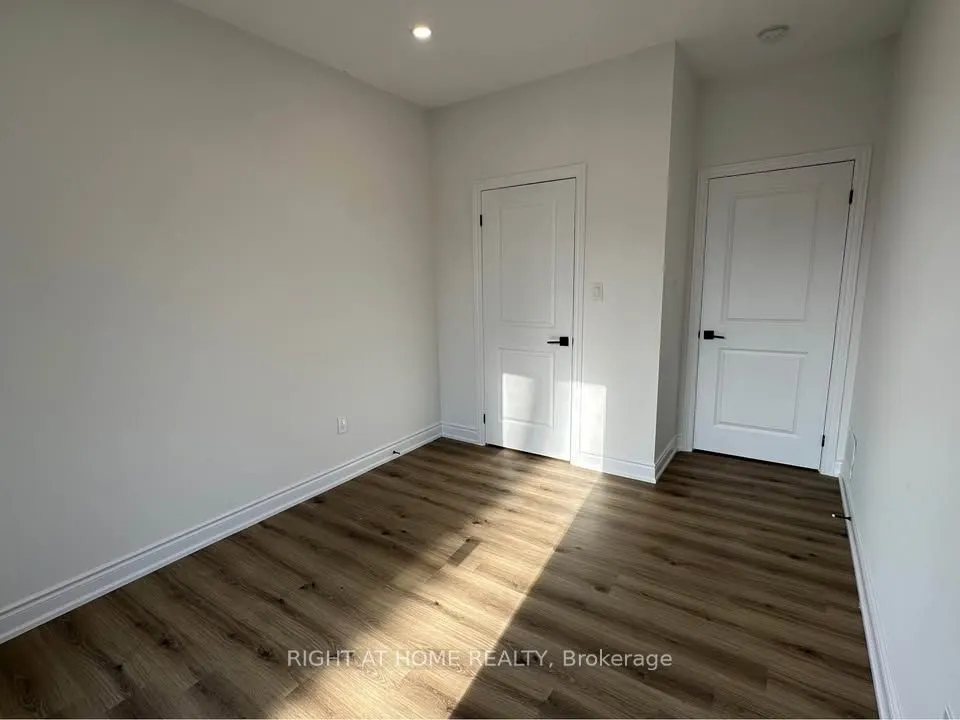 700 Winchester Road E, #Unit 1