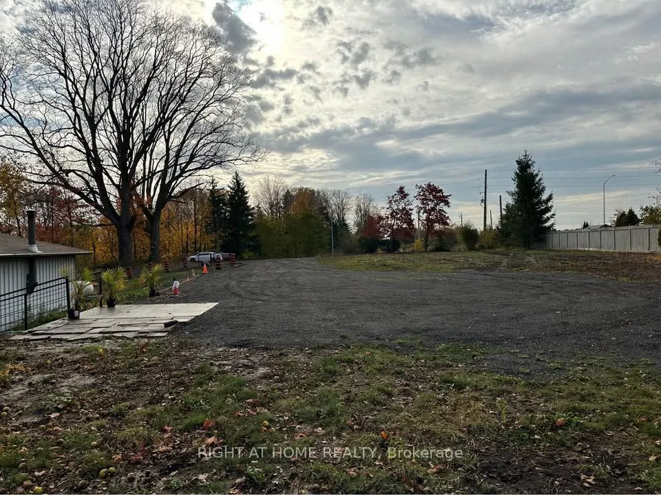 700 Winchester Road E, #Unit 1