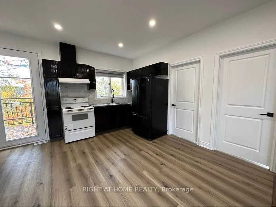 700 Winchester Road E, #Unit 1
