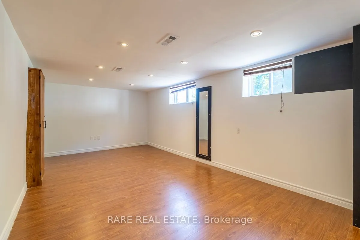 18 Galbraith Avenue