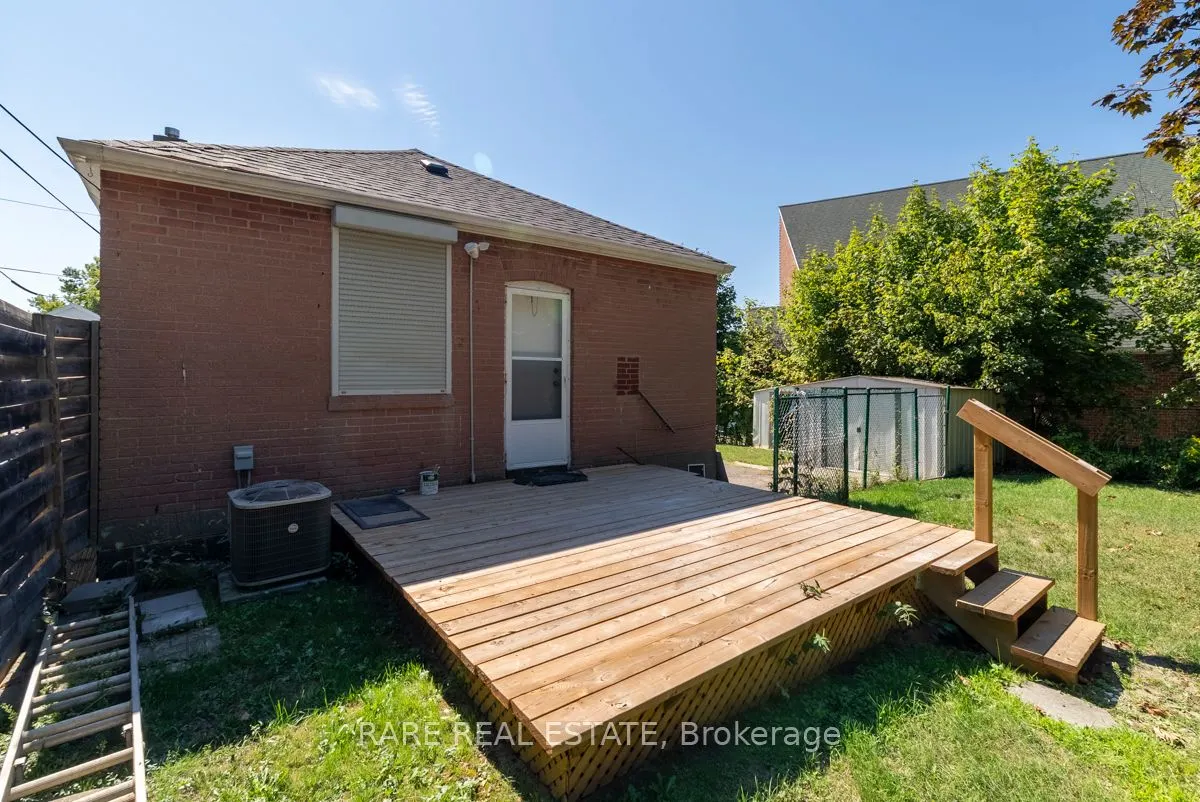18 Galbraith Avenue