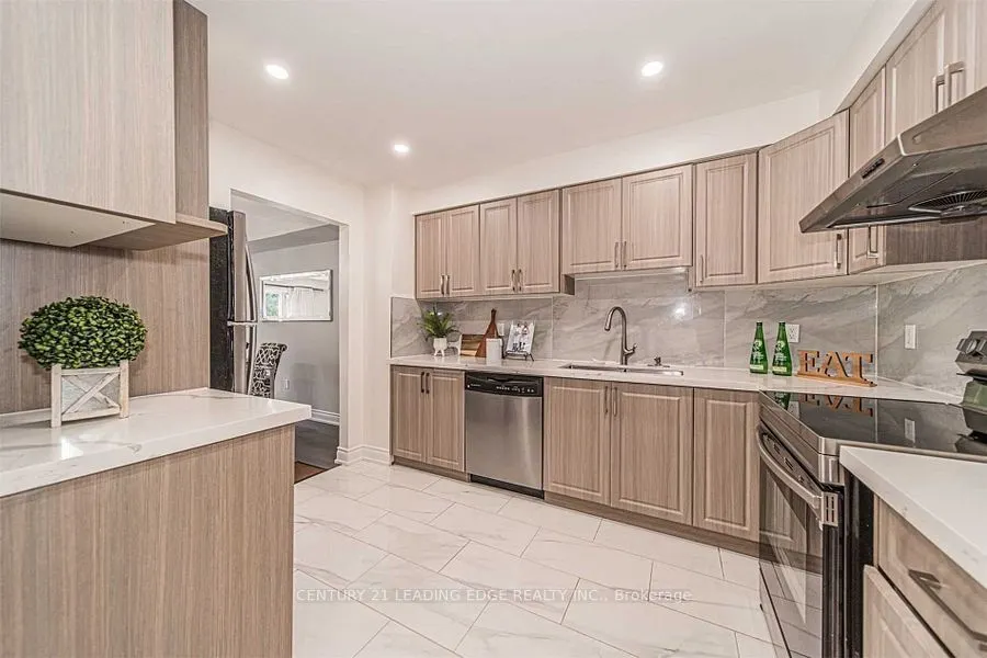 18 Tambrook Drive