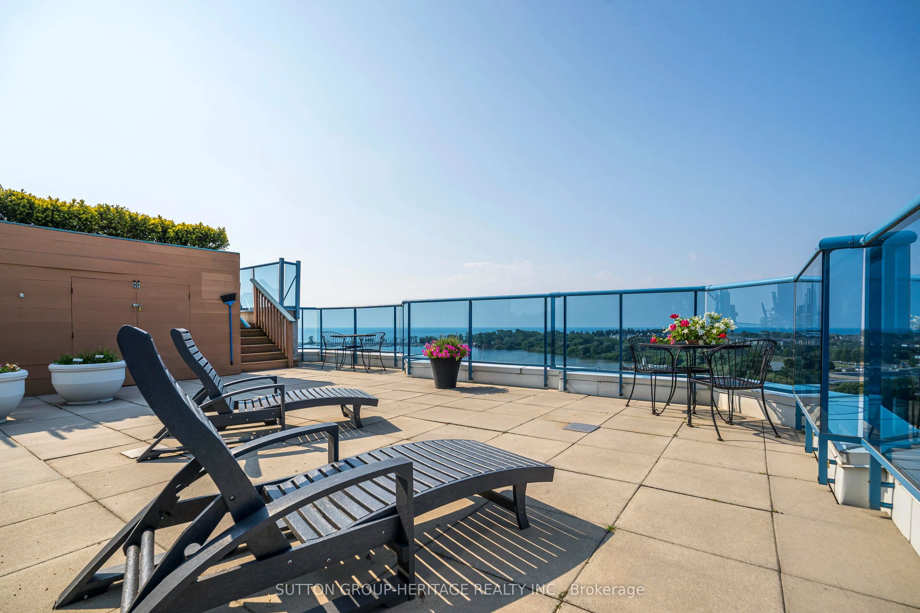 340 Watson Street W, #A02