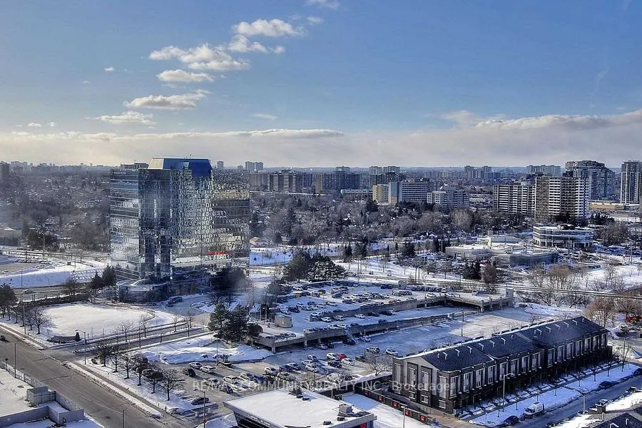 125 Village Green Square, #2109