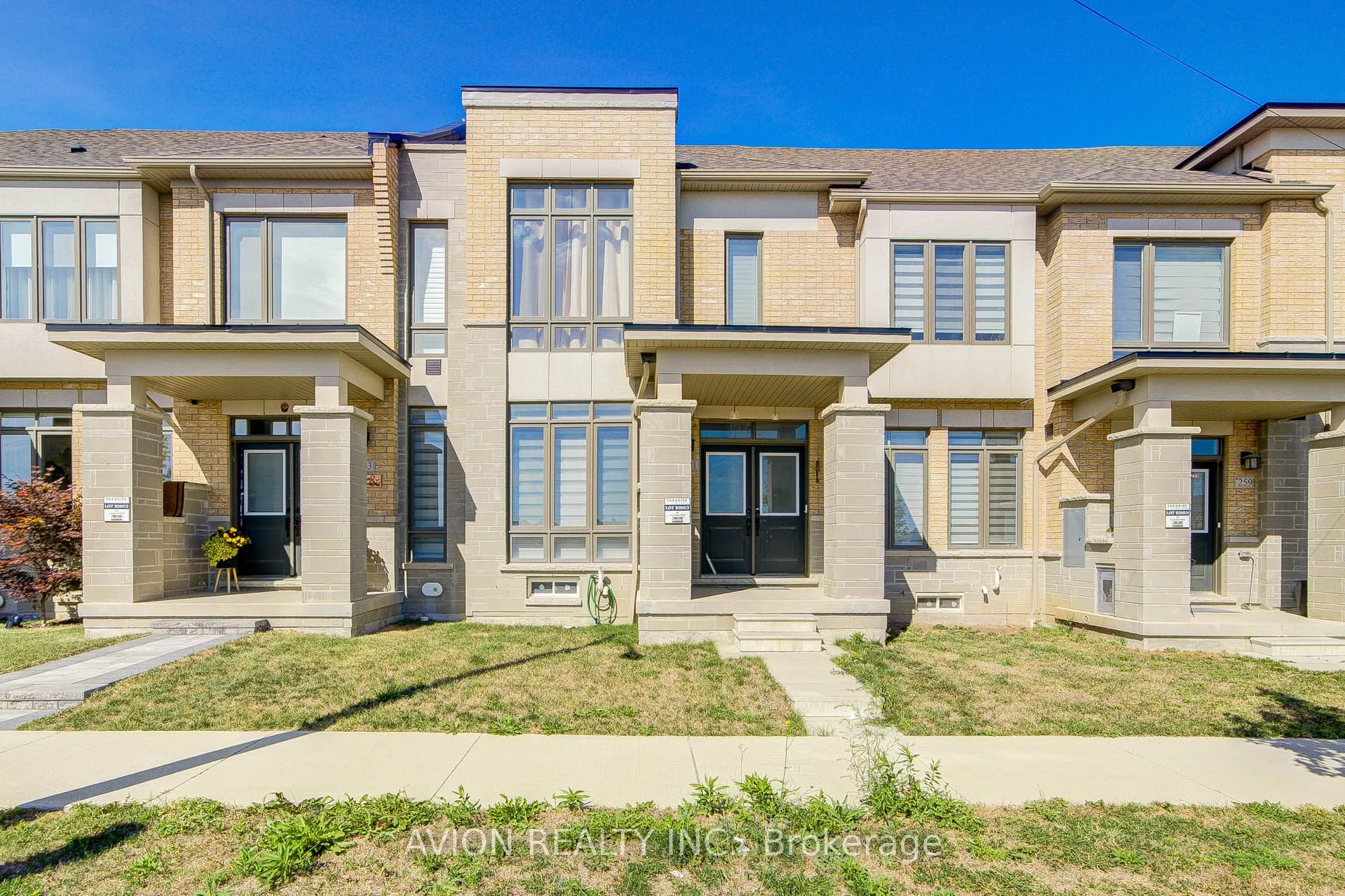261 Coronation Road