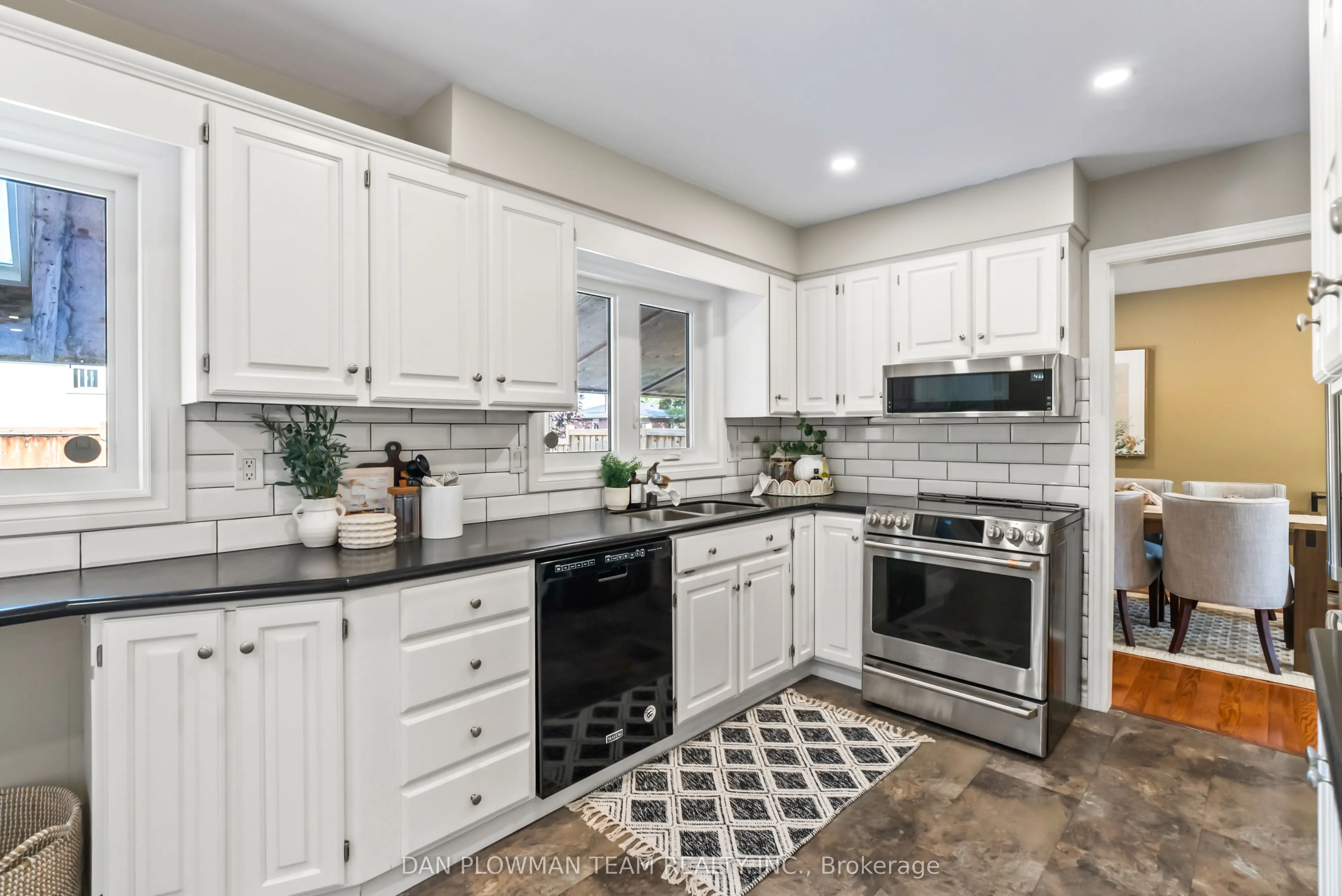 3 Hawkstone Crescent