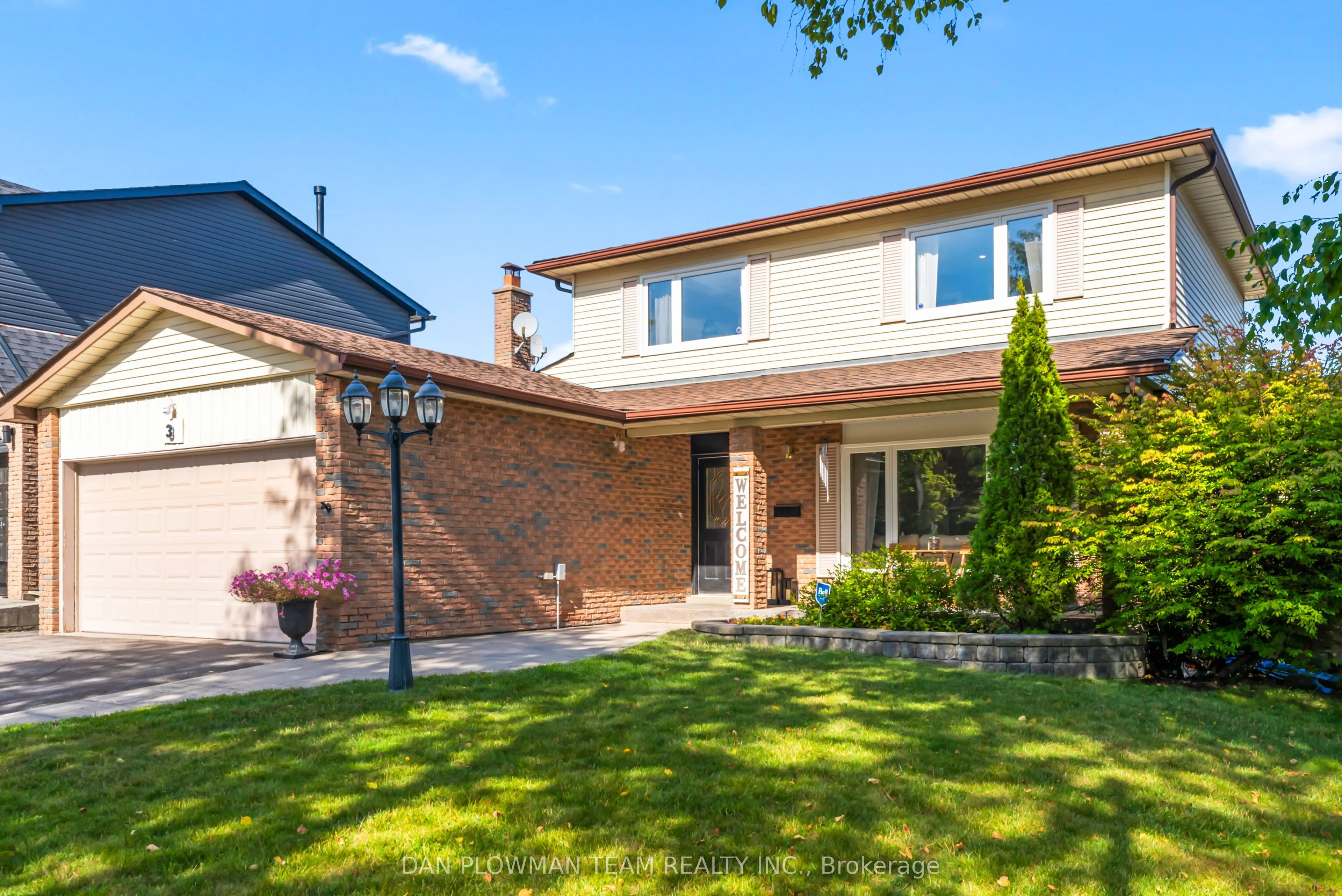 3 Hawkstone Crescent