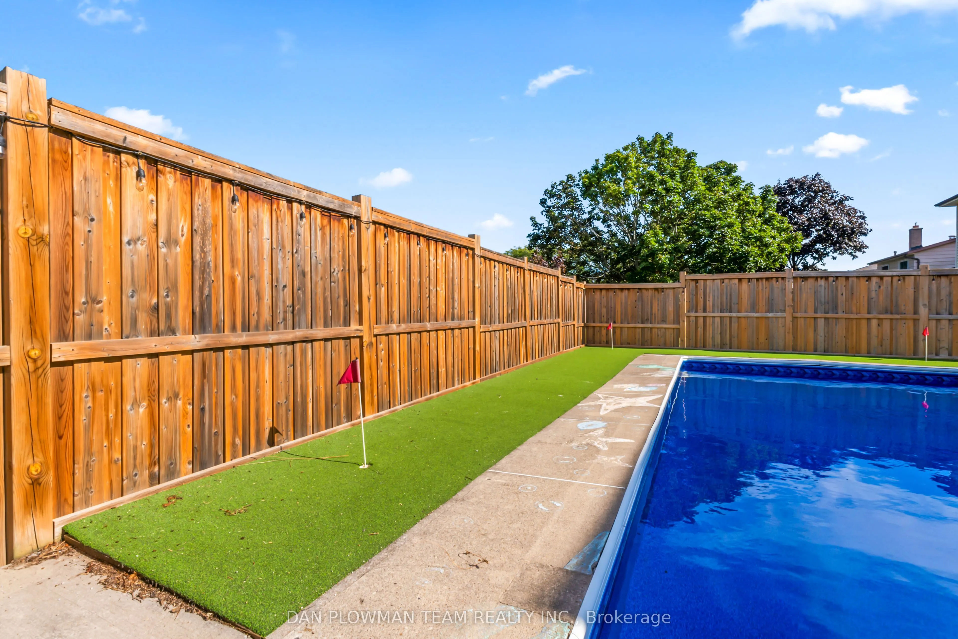 3 Hawkstone Crescent