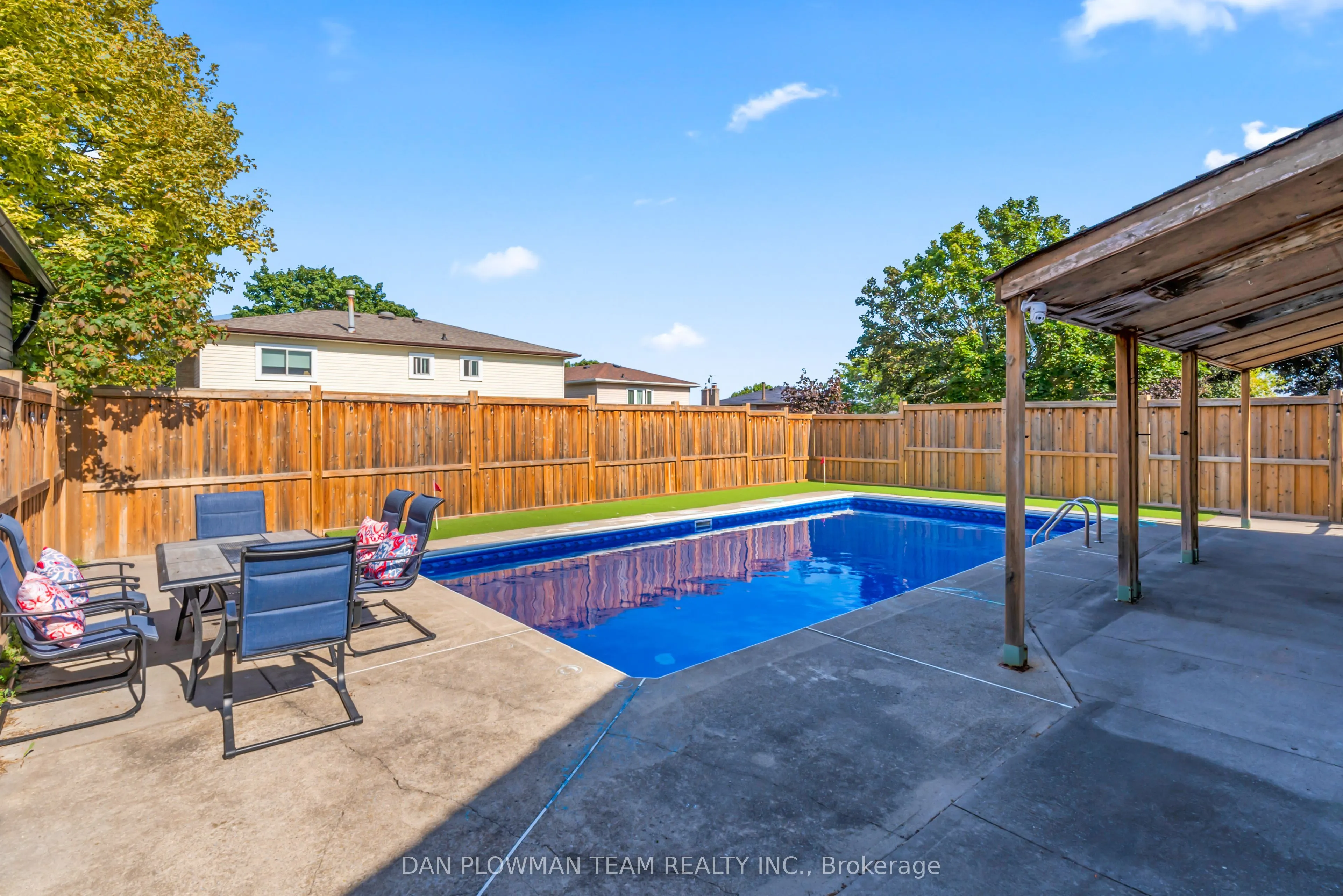 3 Hawkstone Crescent