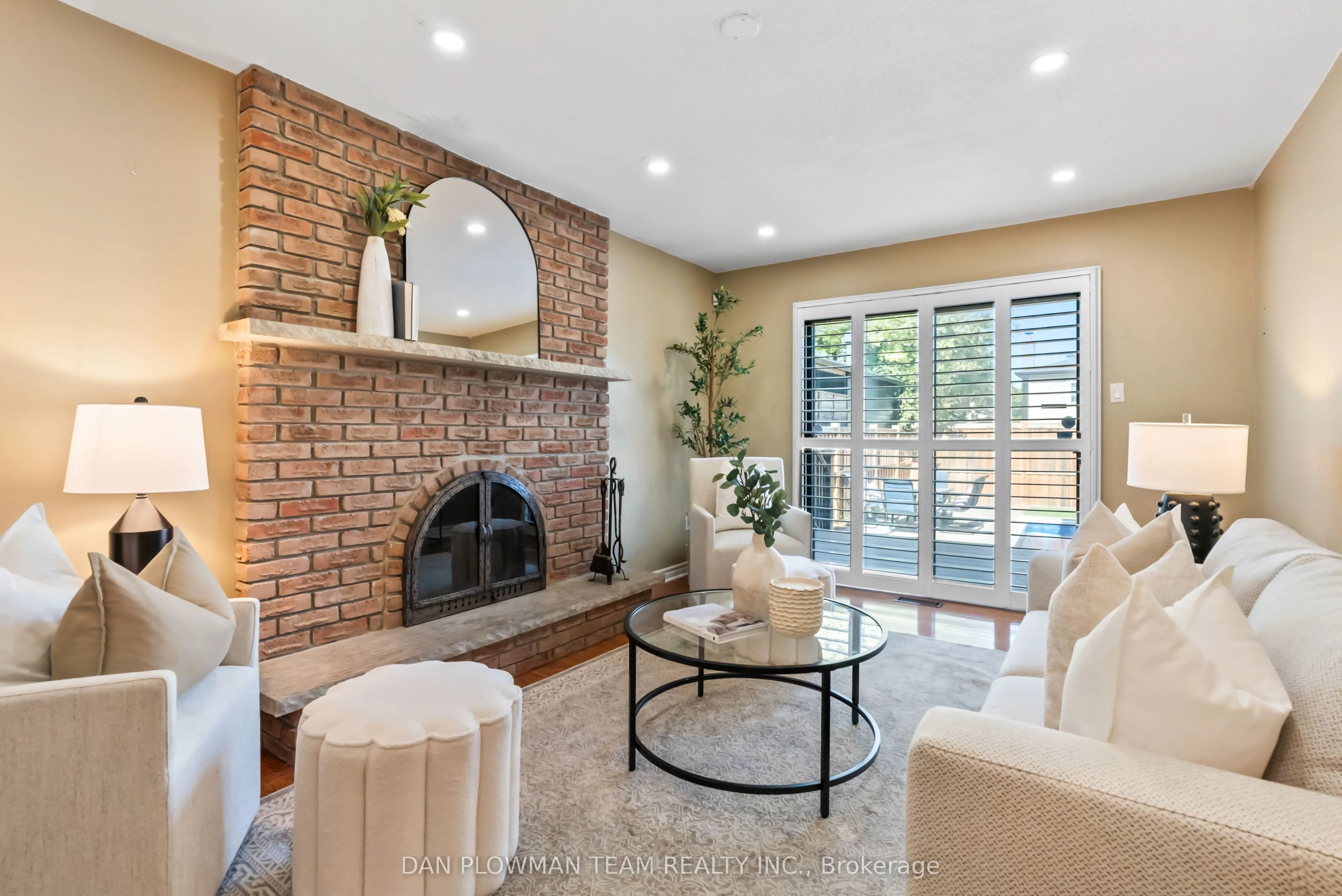 3 Hawkstone Crescent