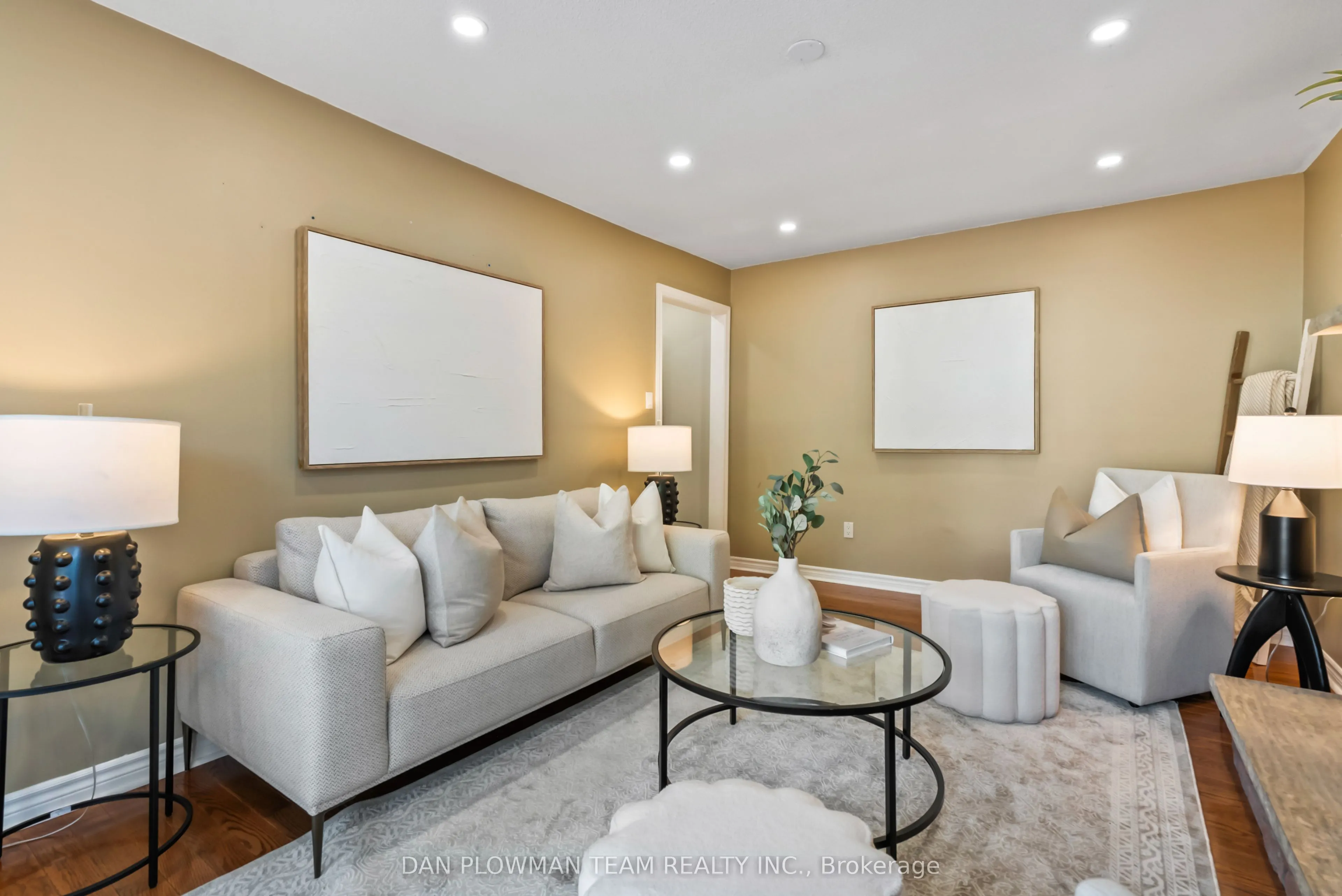 3 Hawkstone Crescent